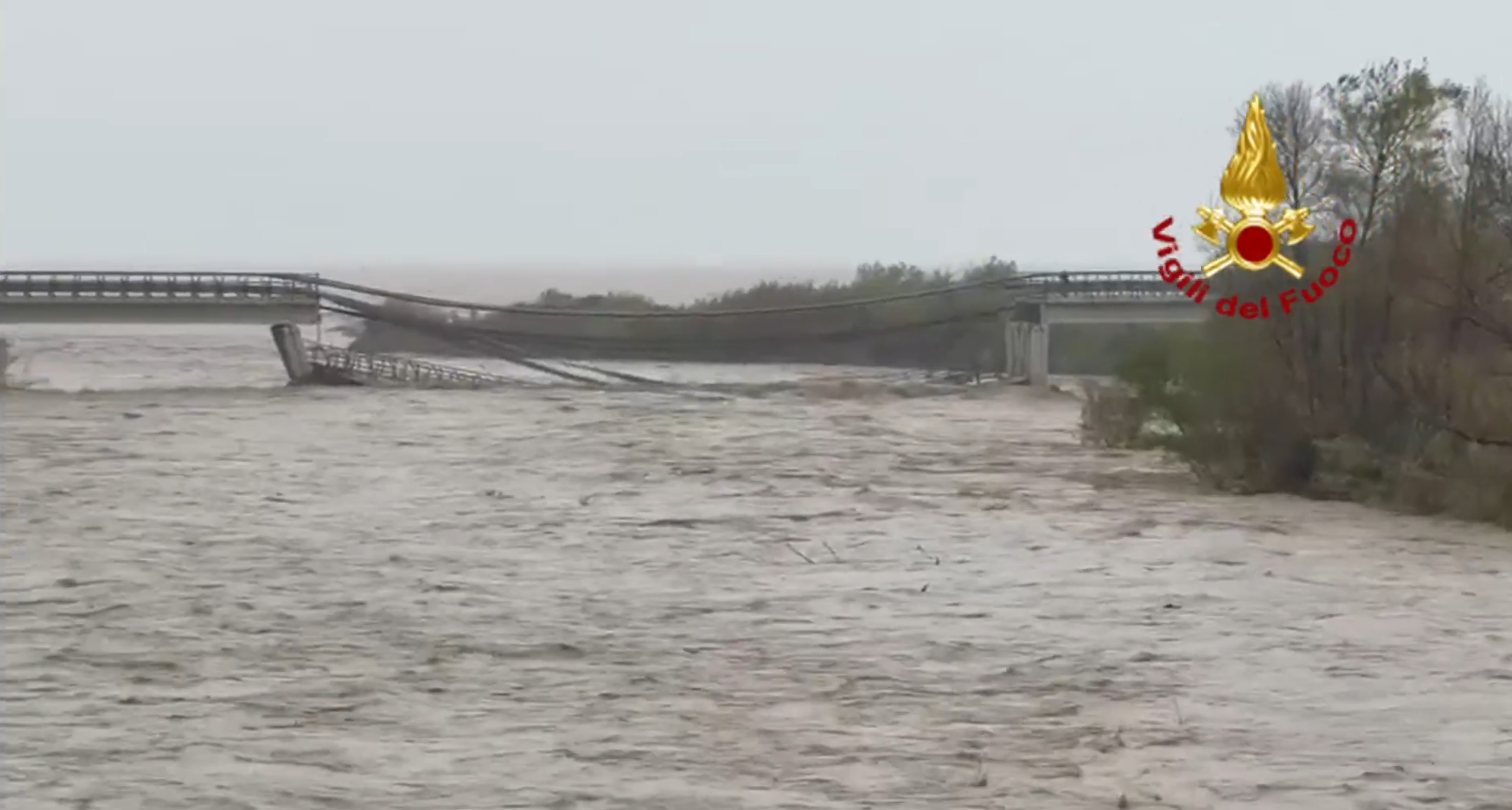 Crollo ponte Trigno: indagini per disastro colposo