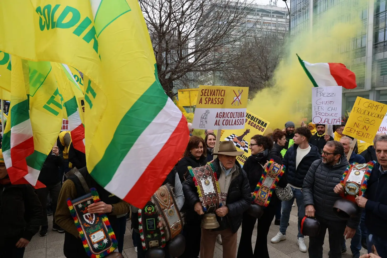 Milano: agricoltori Coldiretti in piazza, SOS per l'agricoltura lombarda