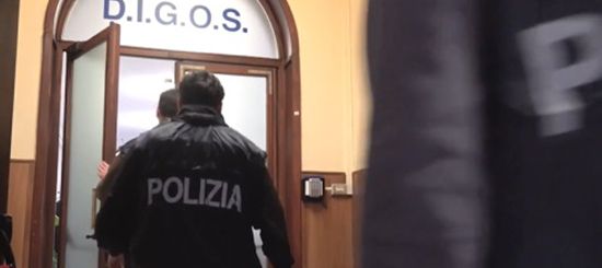 Ferrara: arrestato per apologia di nazismo e droga