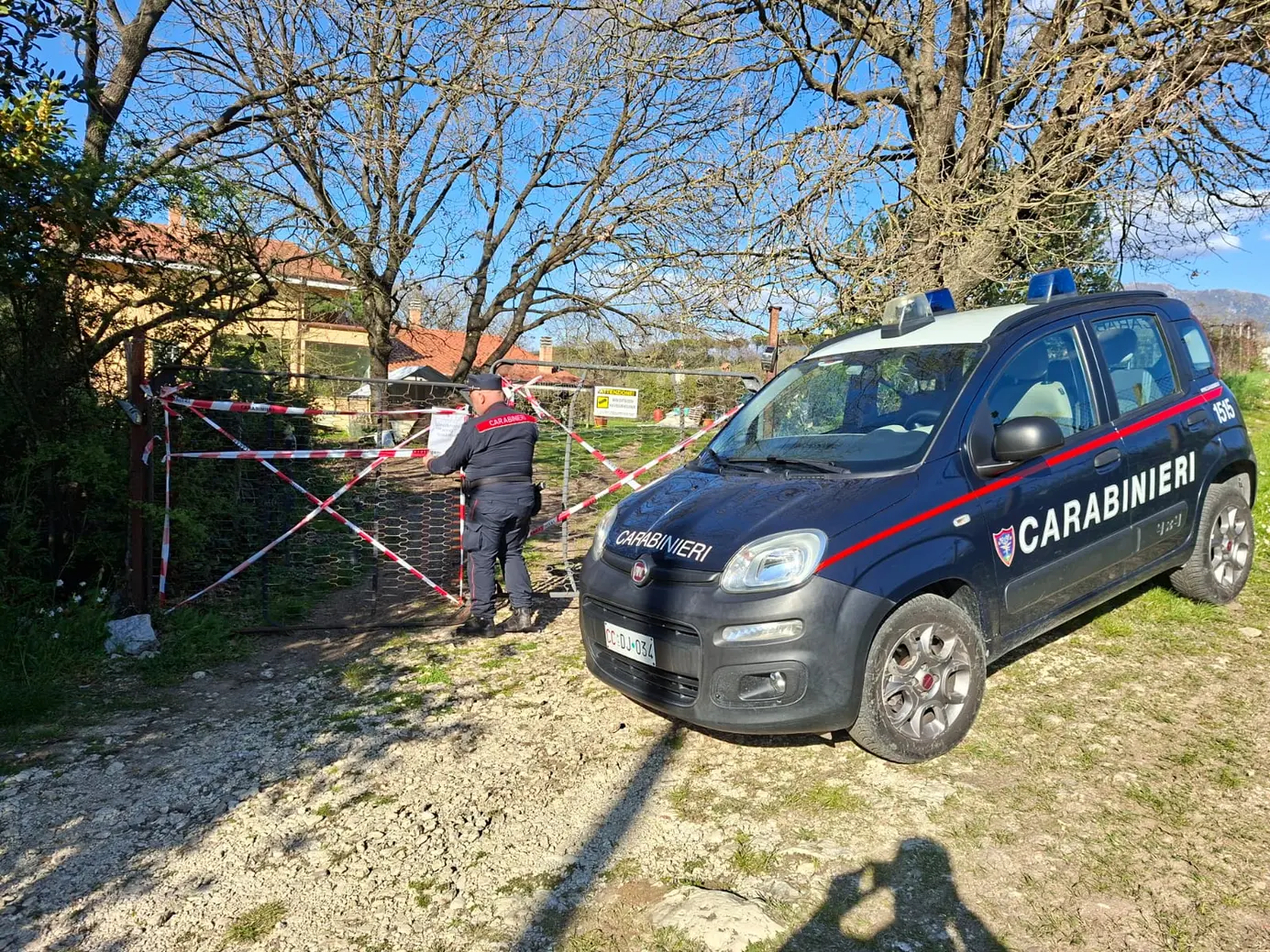 Abusivismo edilizio e rifiuti: sequestro a Sant'Angelo Romano