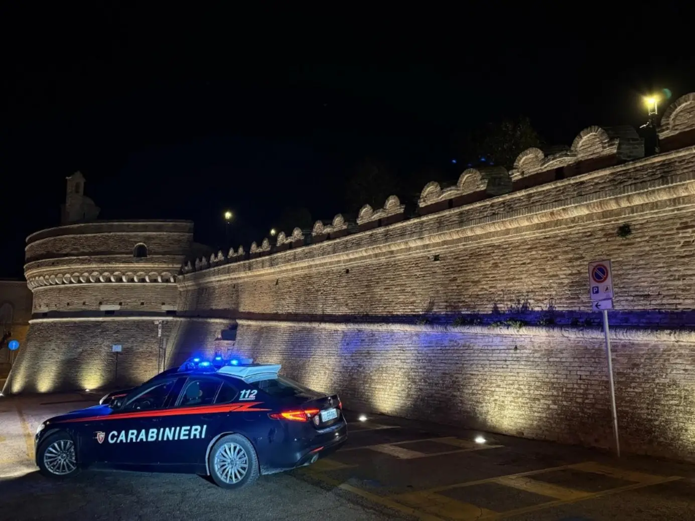 Arrestato 54enne a Loreto per maltrattamenti e documenti falsi