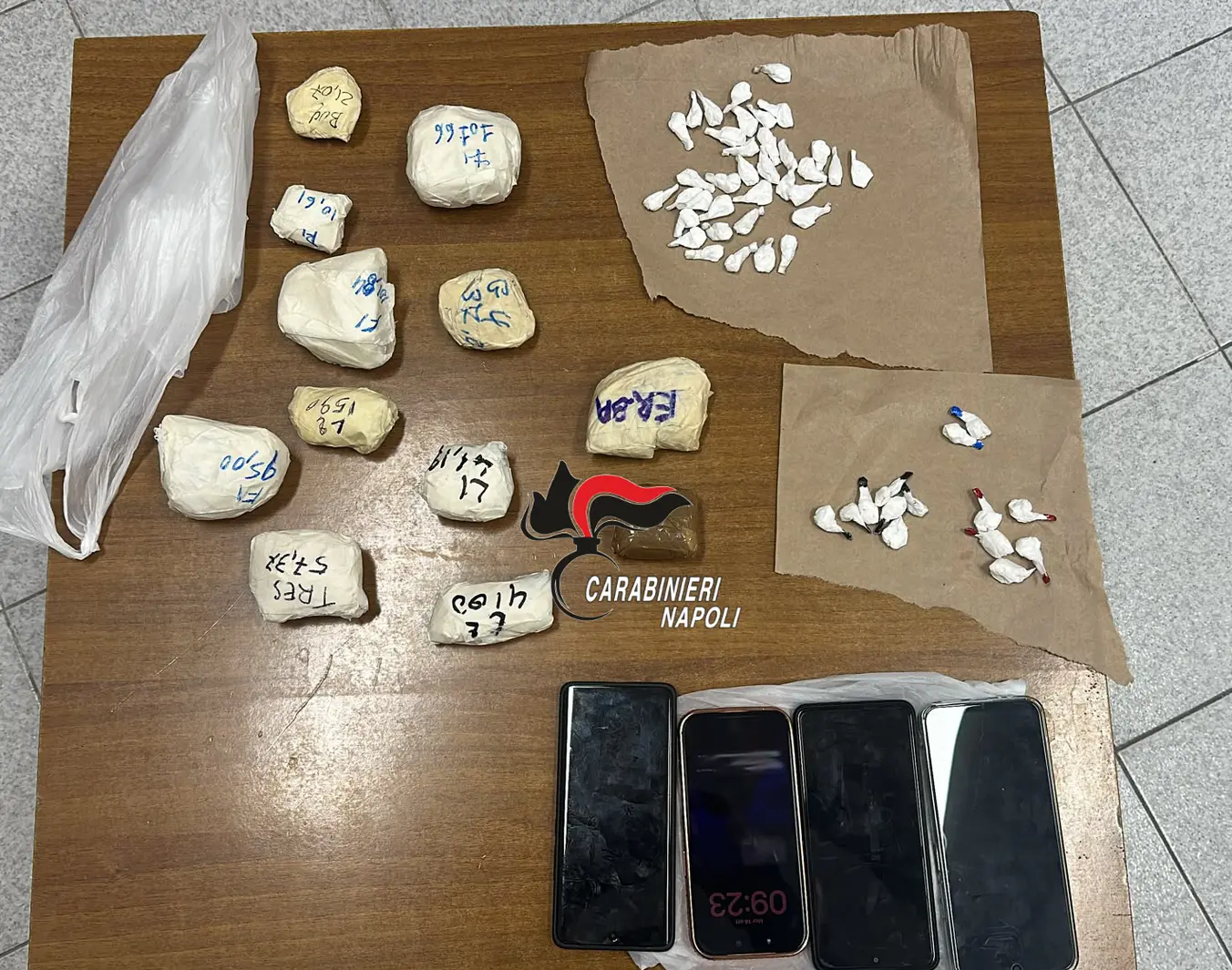 Bacoli: arrestato 40enne con quasi un chilo di droga