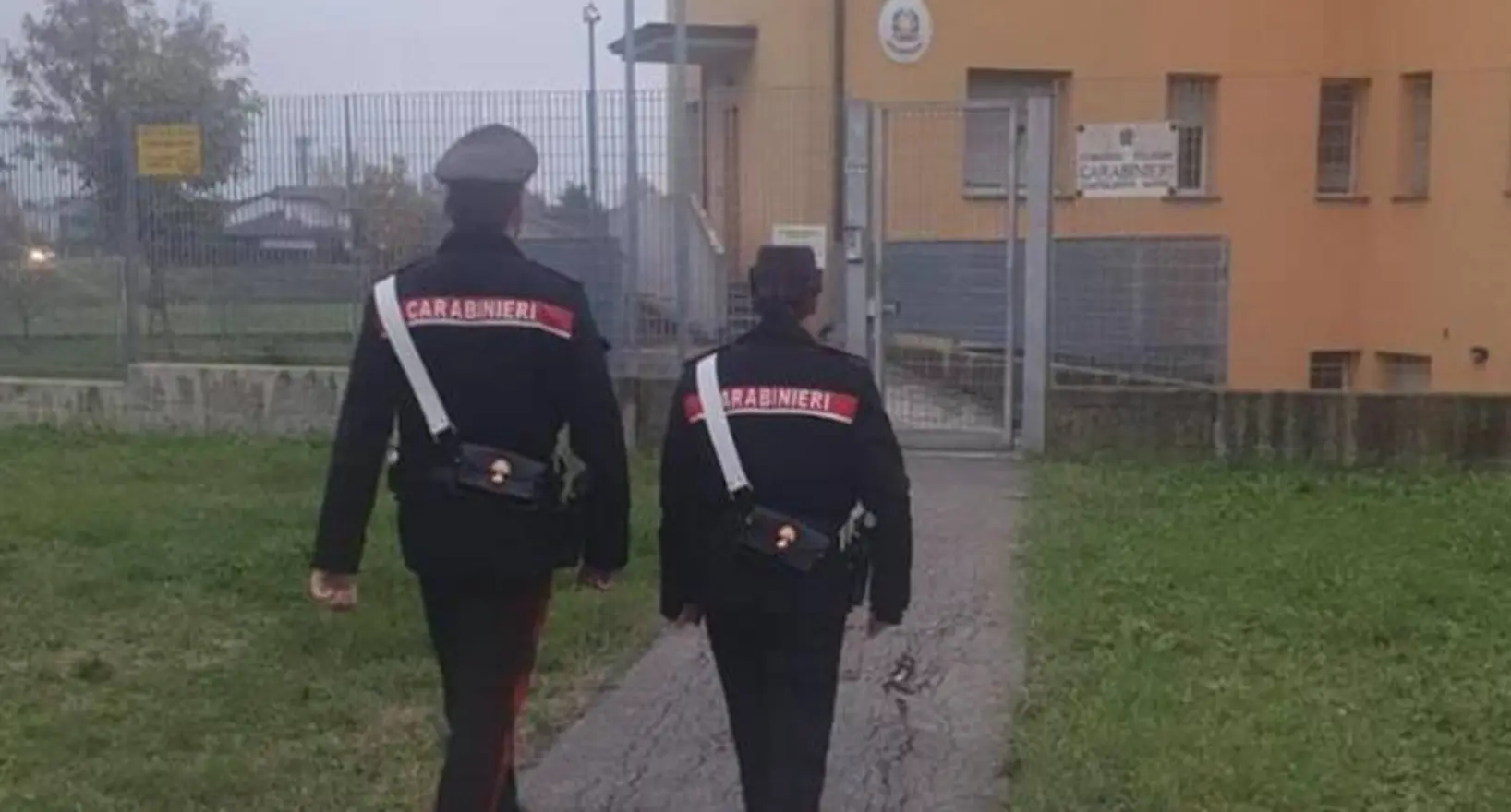 Barista minaccia cliente con coltello: denunciata