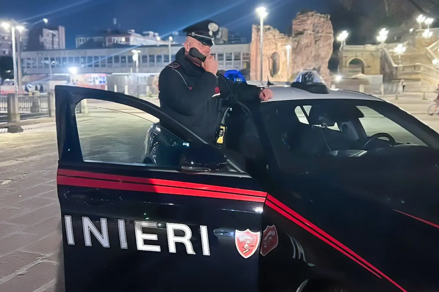 Bologna: 22enne arrestato per violazione divieto avvicinamento