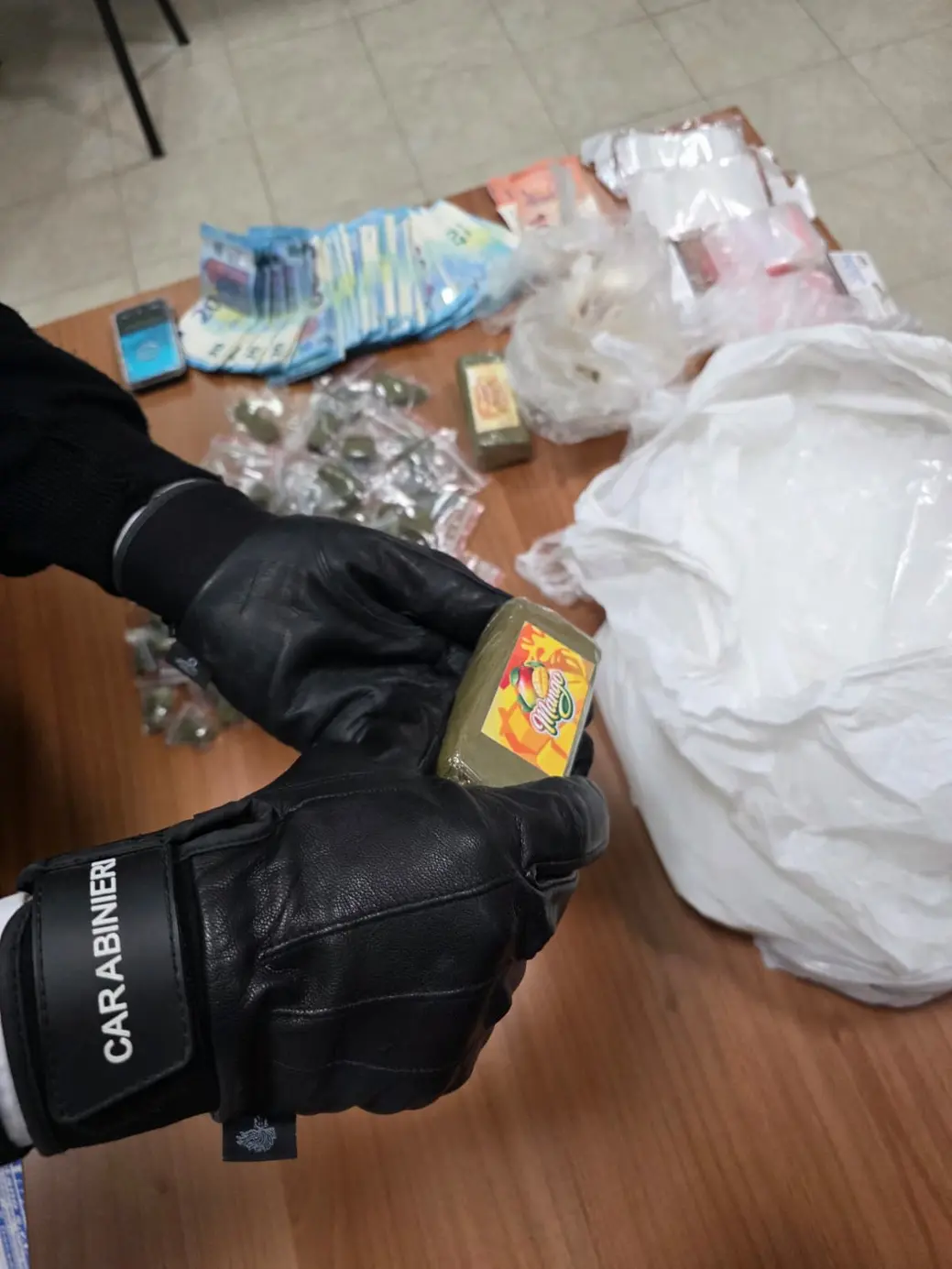 Caivano: pusher da Scampia arrestato al Parco Verde