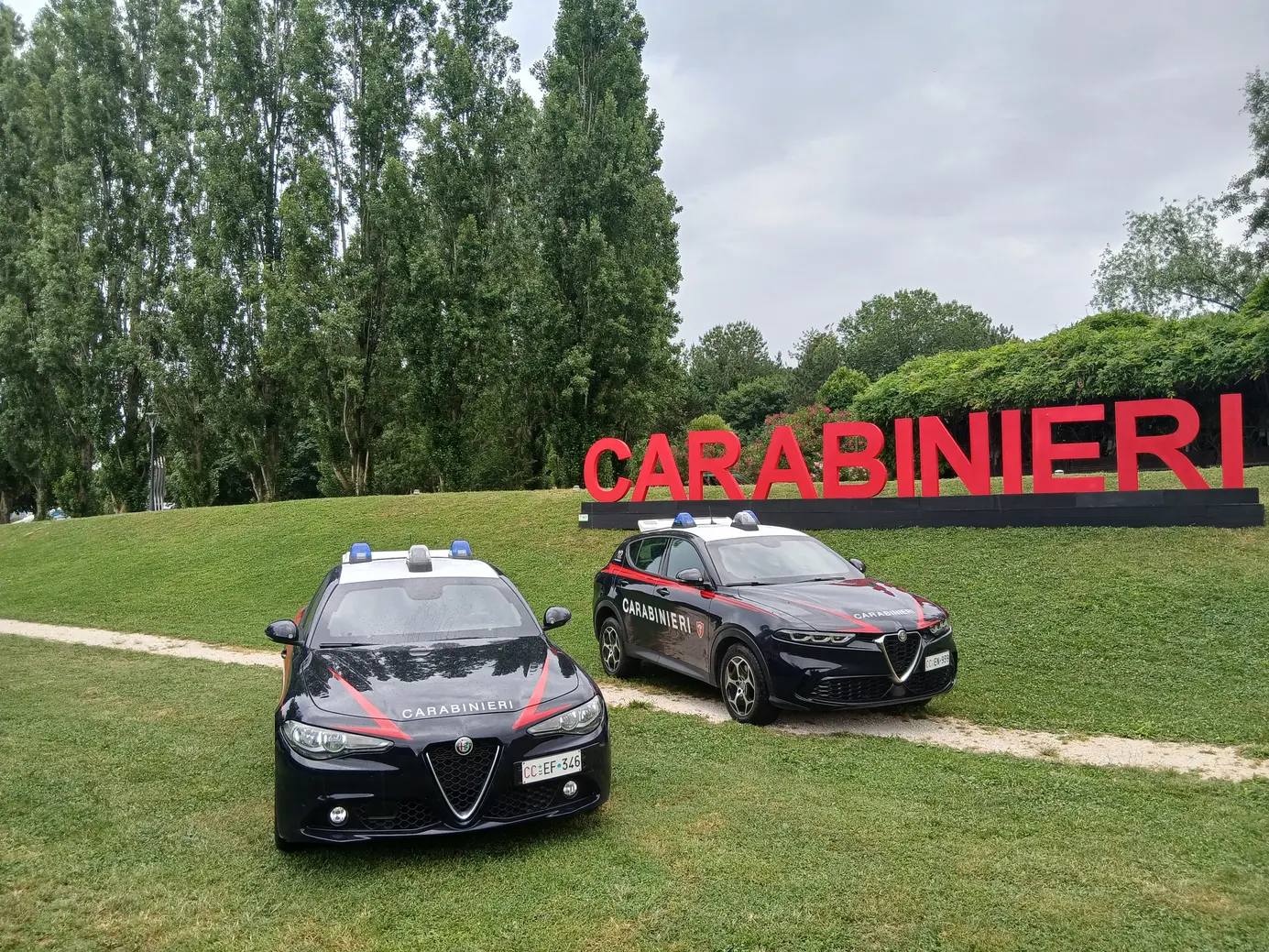 Carabinieri arrestano 3 persone a Pesaro per spaccio