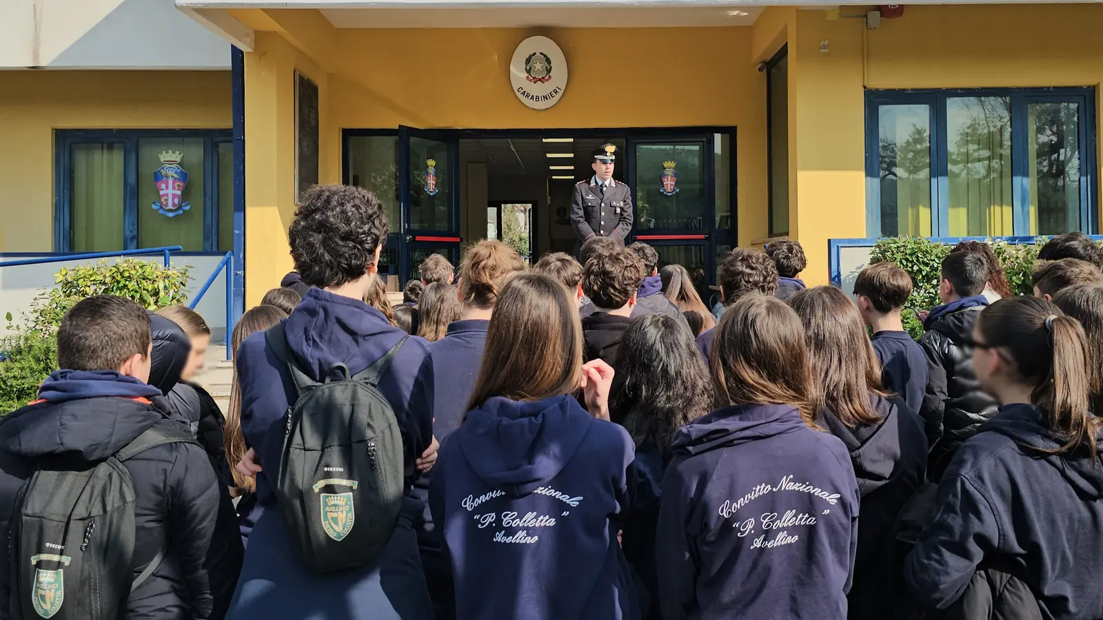 Carabinieri di Avellino incontrano gli studenti per la legalità