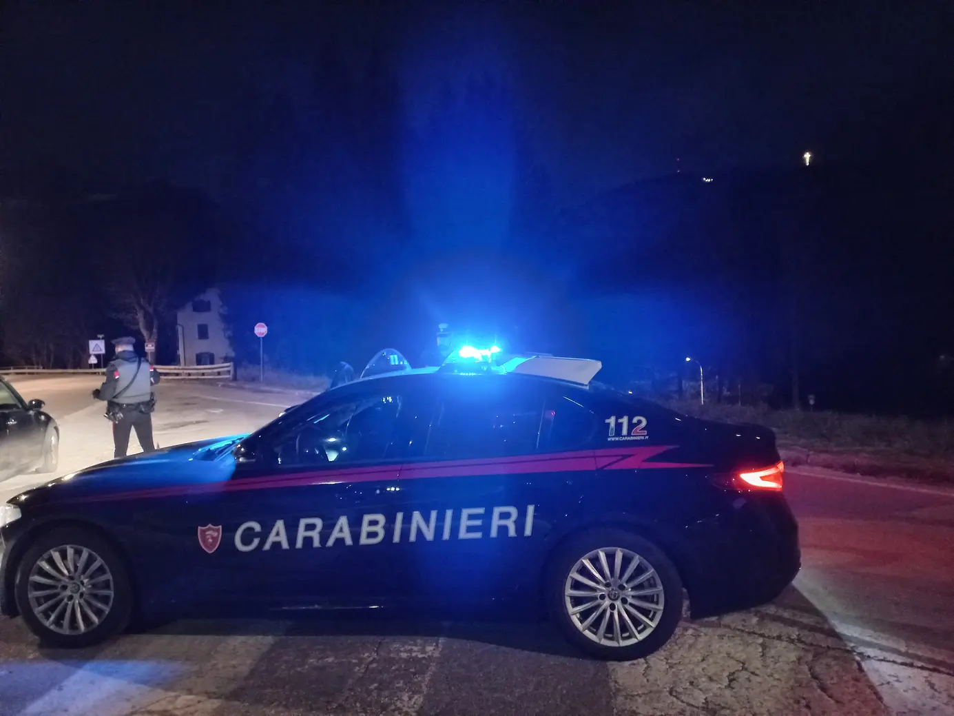 Carabinieri: blitz antidroga a Cortina, arresti e sequestri