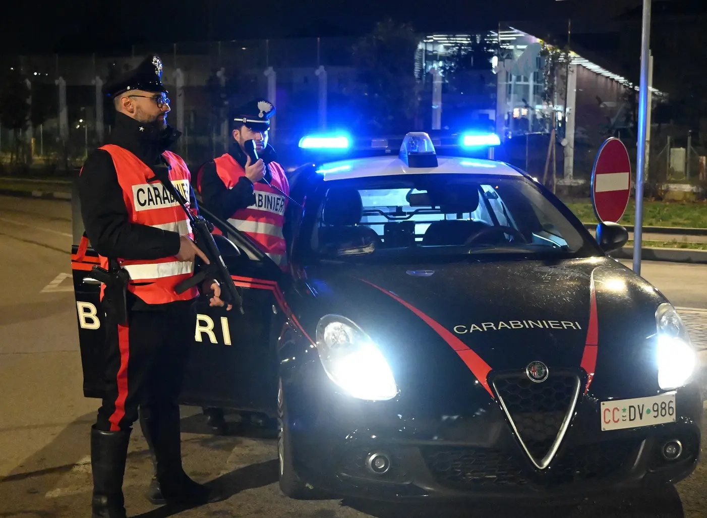 Carabinieri: blitz antidroga a Forlì, arresti e sequestri