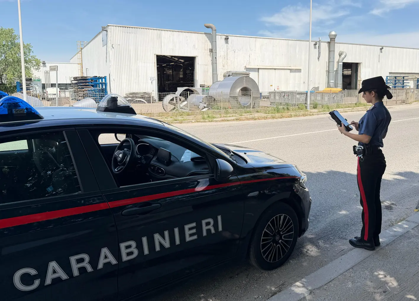 Carabinieri: blitz antidroga a Forlì, arresti e sequestri