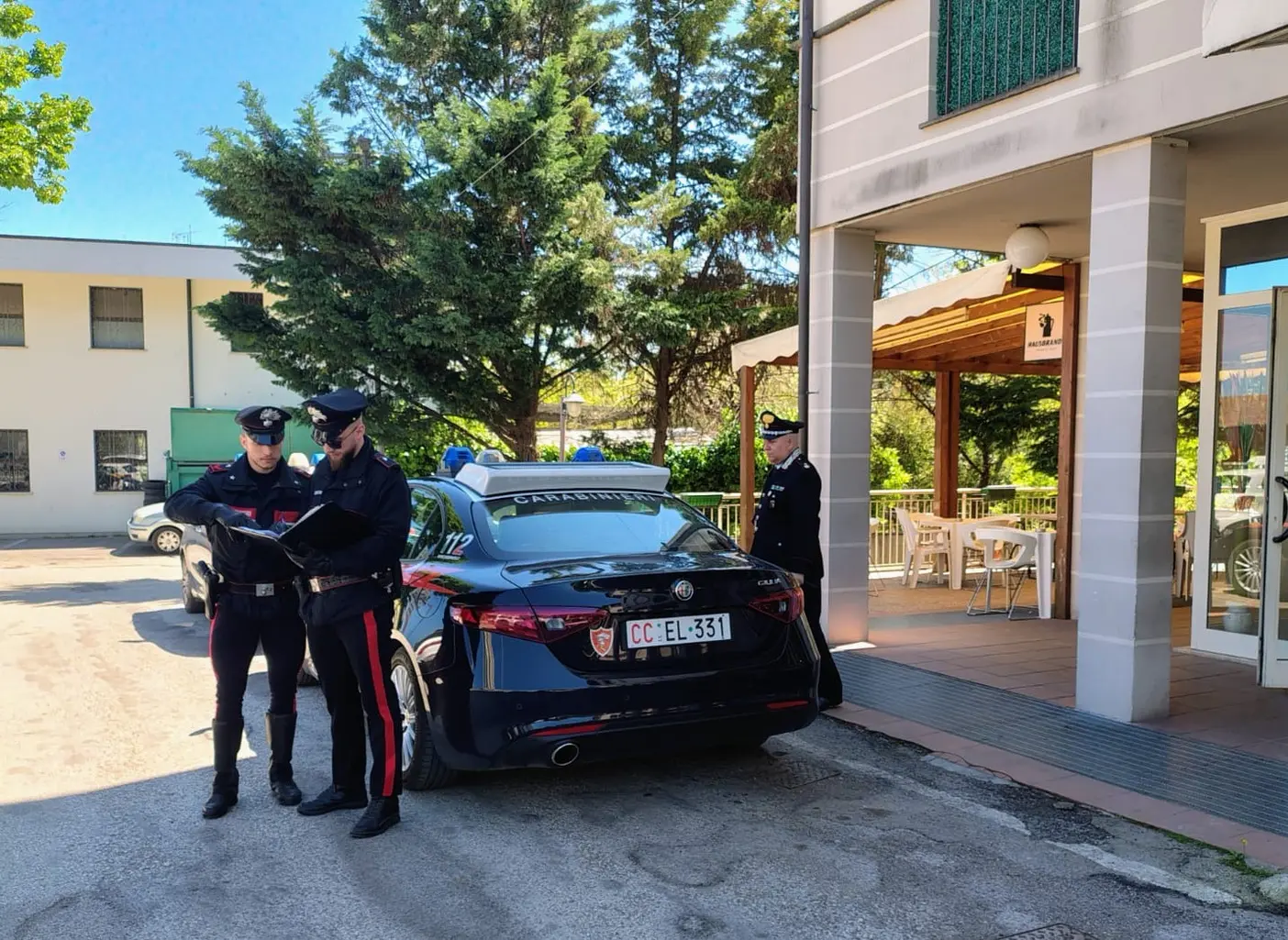 Carabinieri in azione: blitz antidroga a Forlì-Cesena