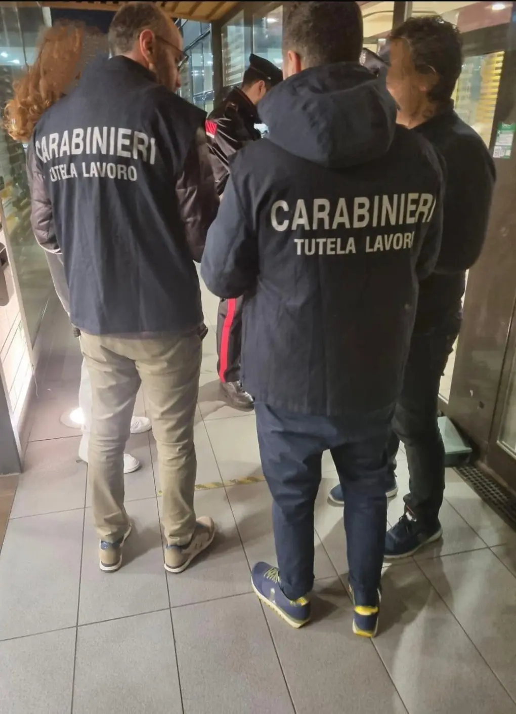 Carabinieri: blitz contro caporalato, arresti e denunce in Calabria
