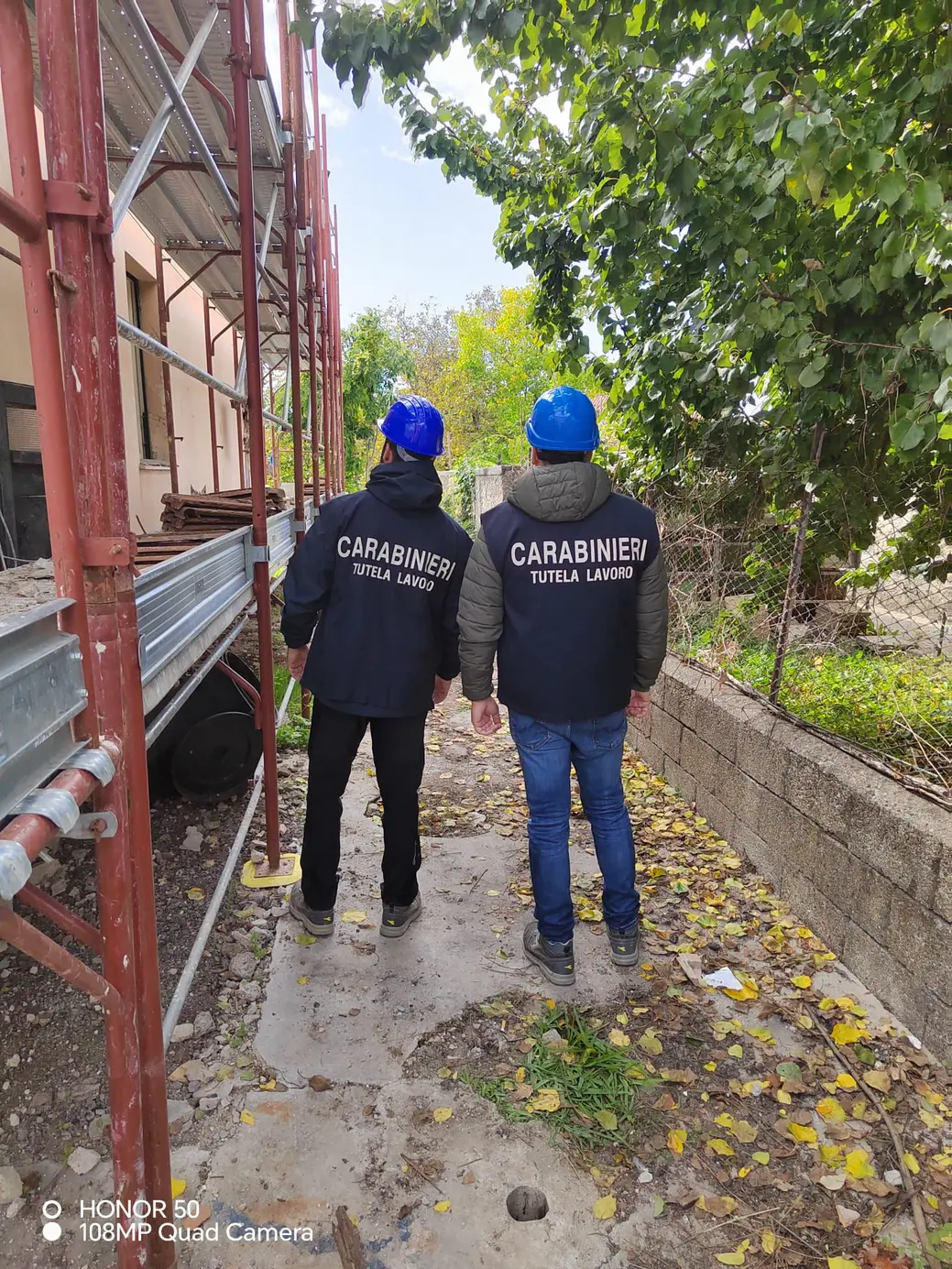 Carabinieri in azione: controlli straordinari nei cantieri