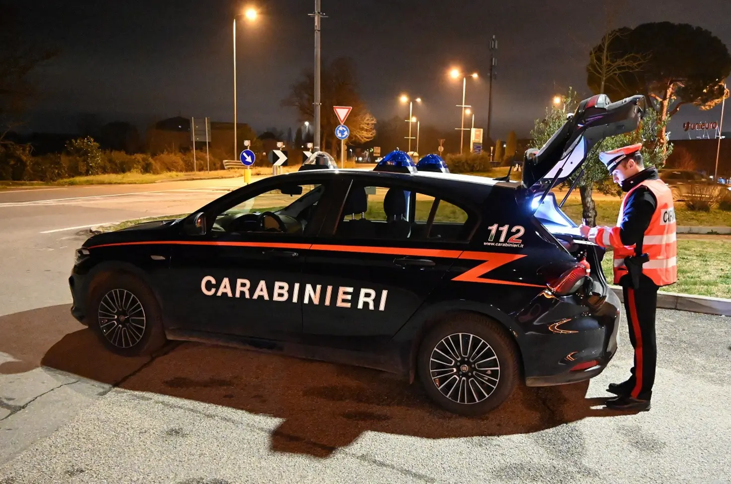 Carabinieri: blitz antidroga a Forlì, arresti e sequestri