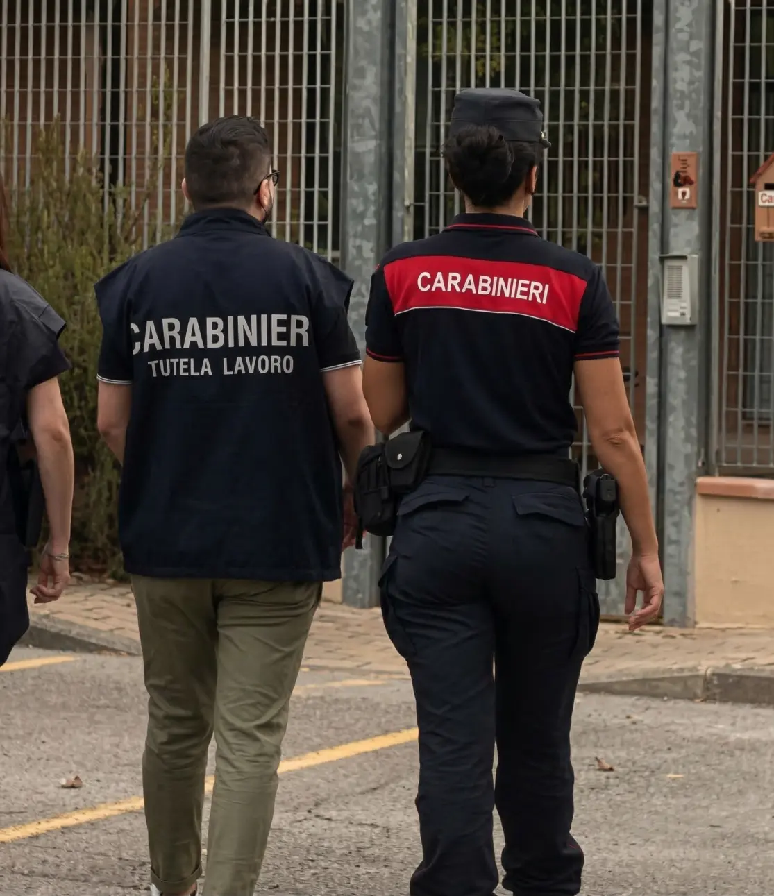 Carabinieri: indagini su irregolarità nel lavoro a Siena