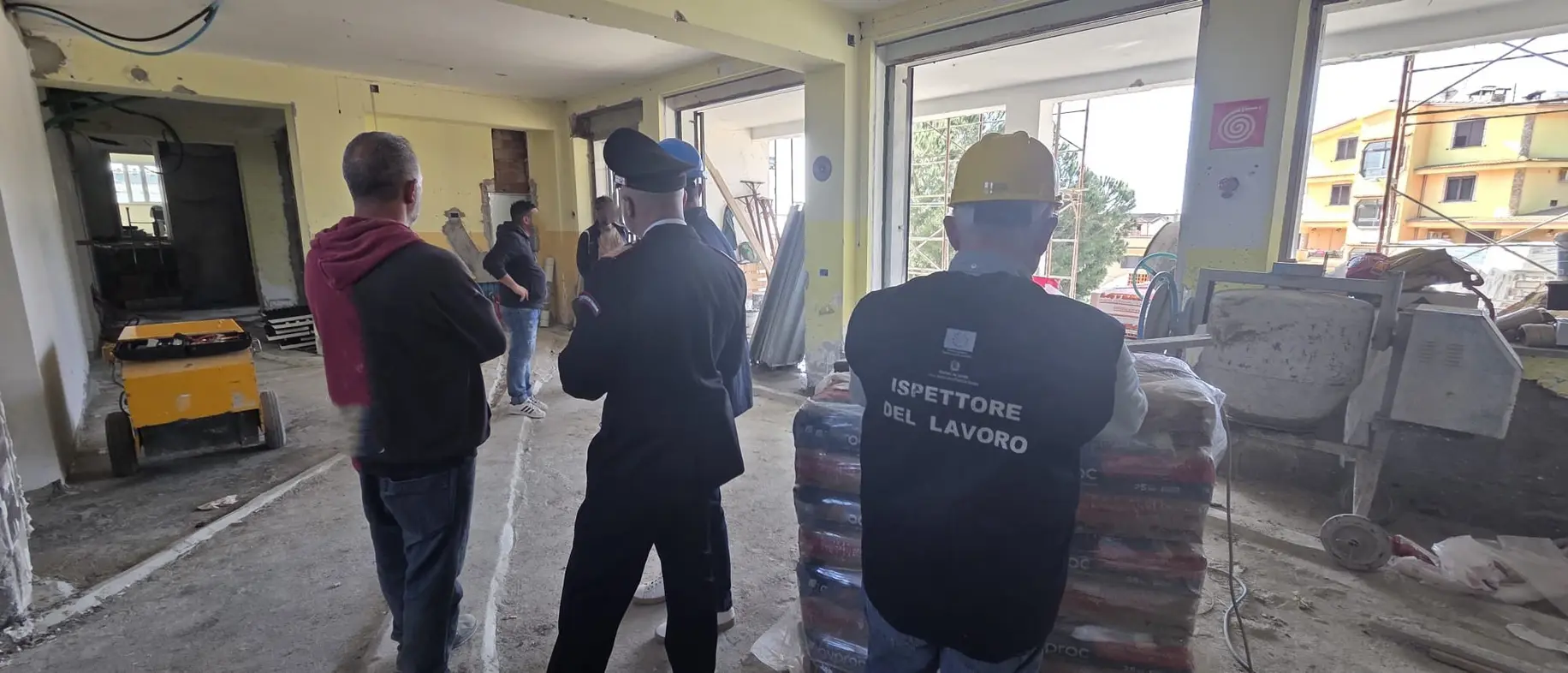 Carabinieri e Ispettorato del Lavoro: controlli sicurezza a Sellia Marina