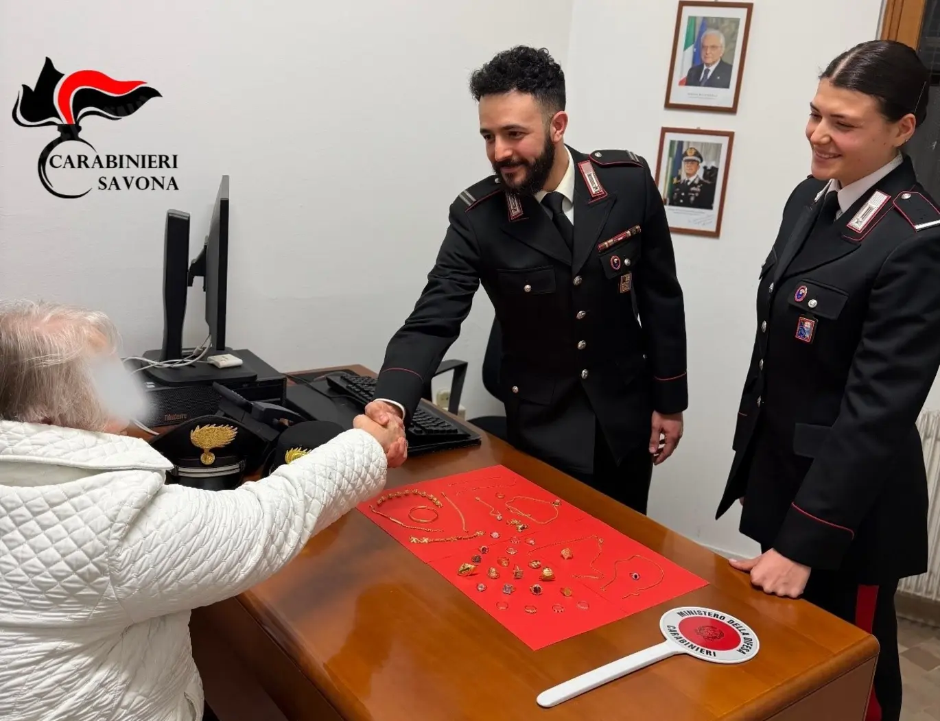 Carabinieri recuperano oro da truffa del finto carabiniere