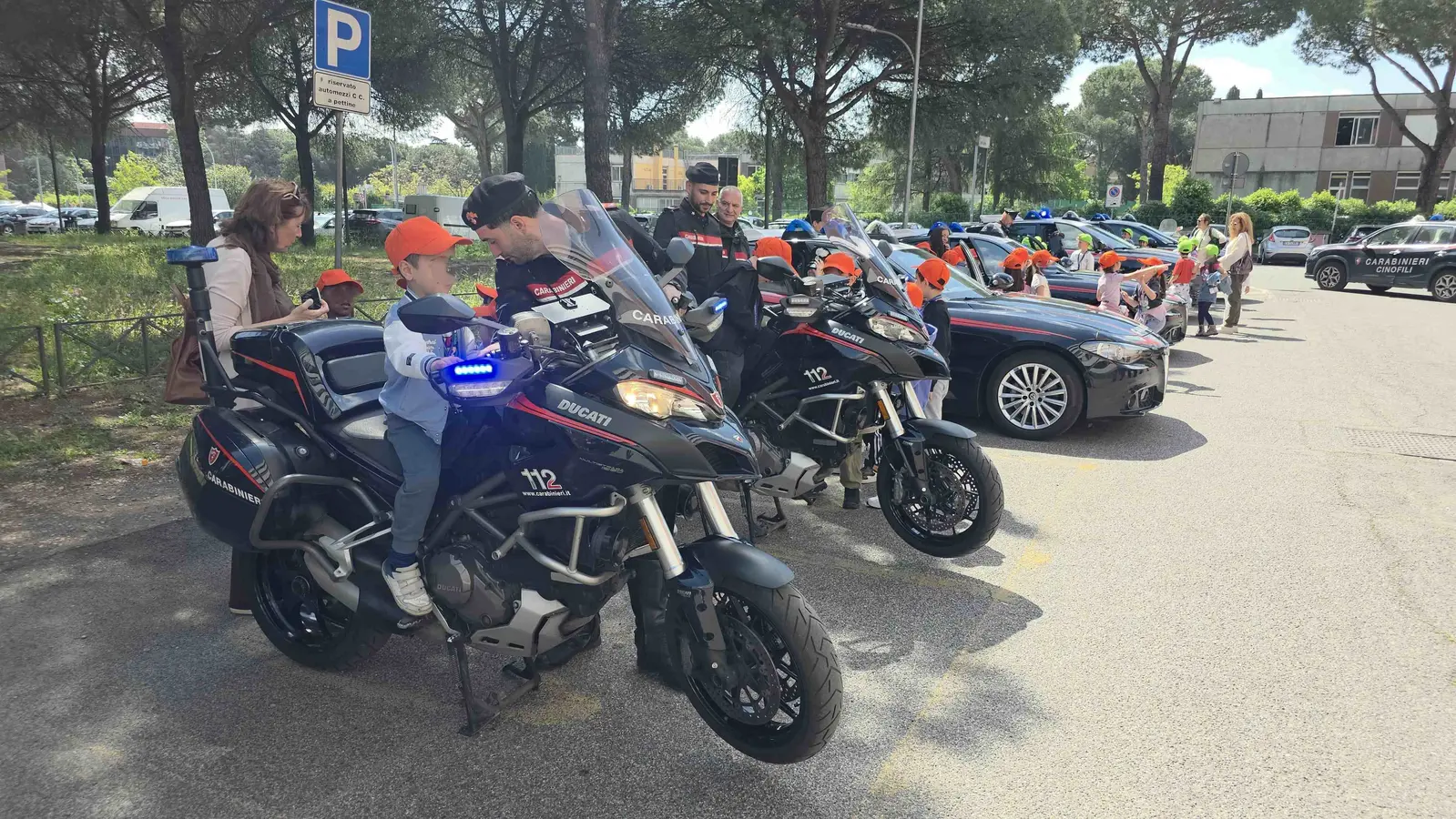 Carabinieri di Roma Casilina: 46 studenti scoprono l'Arma