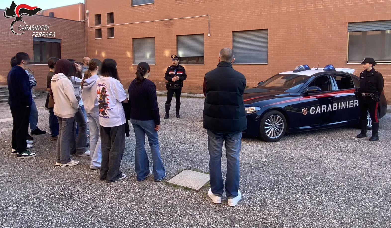 Carabinieri a scuola: educazione alla legalità per gli studenti