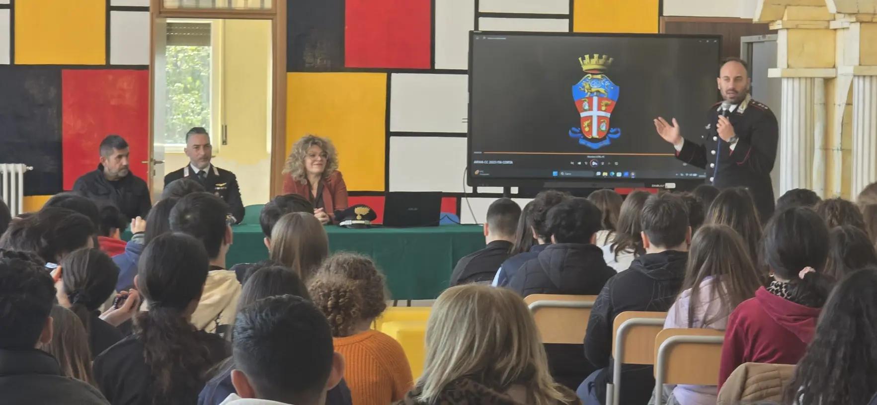 Carabinieri a scuola: legalità e memoria per i giovani