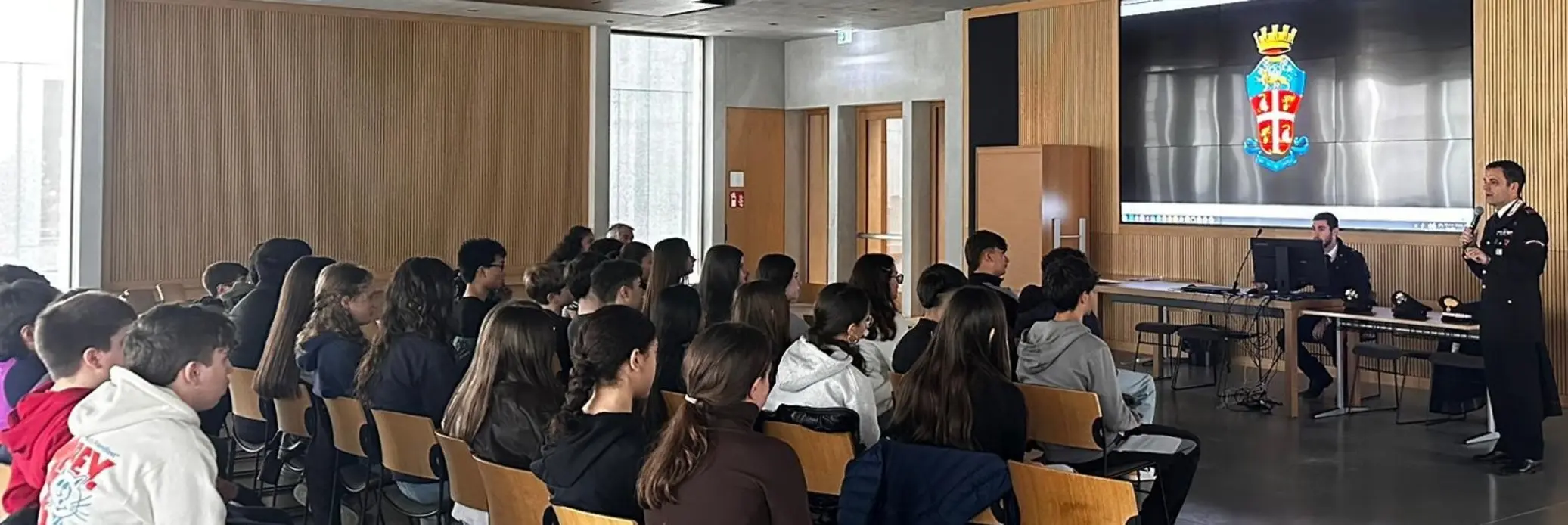 Carabinieri a scuola: educazione alla legalità per gli studenti