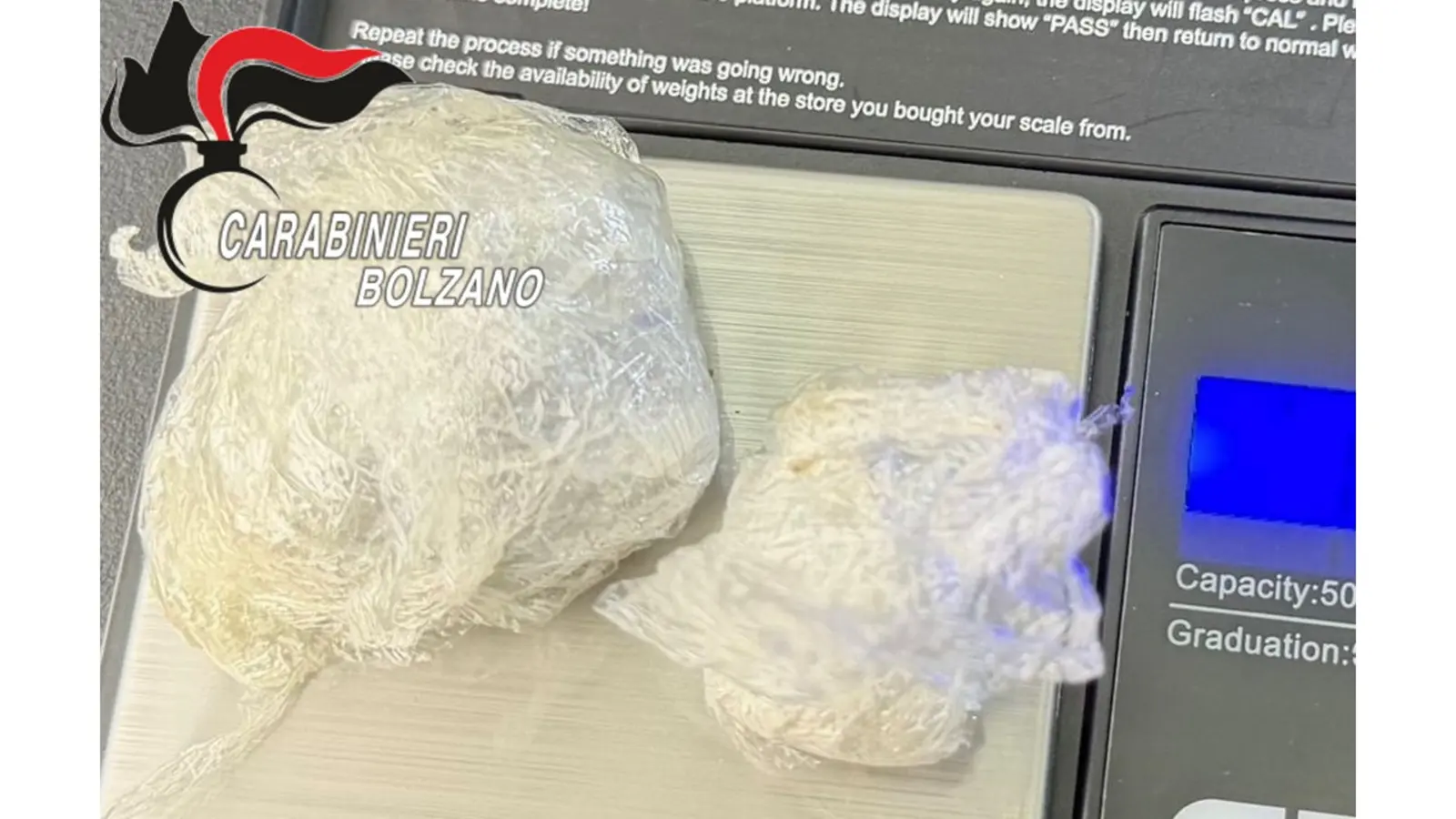 Carabinieri sequestrano droga a Bolzano: arrestato 31enne