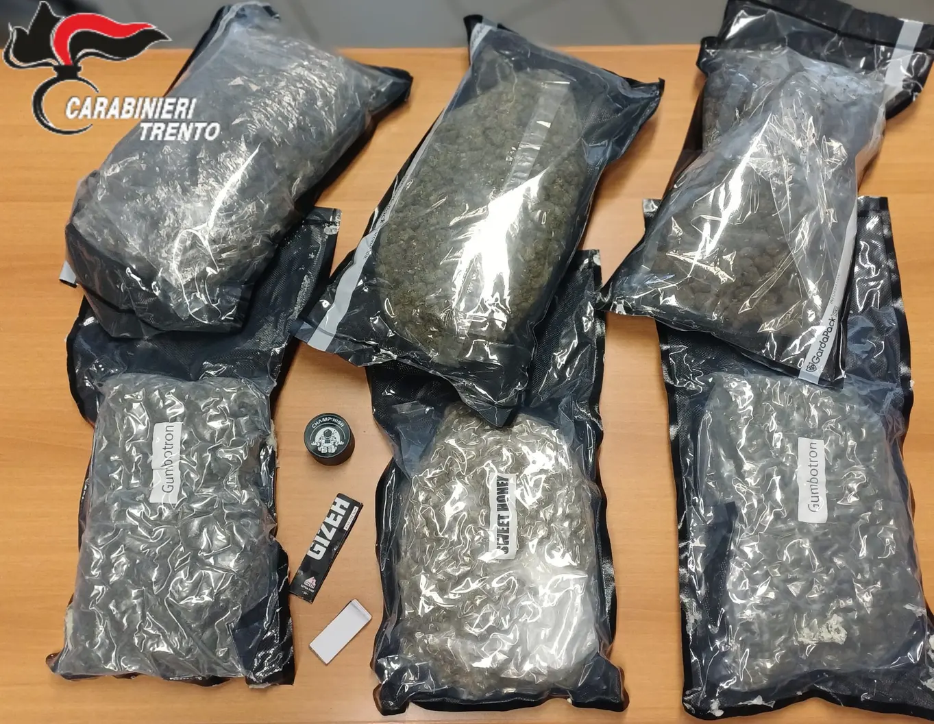Carabinieri sequestrano ingente quantitativo di droga