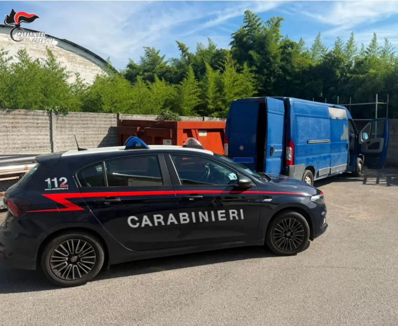 Carabinieri sequestrano furgone con merce rubata a Cremona