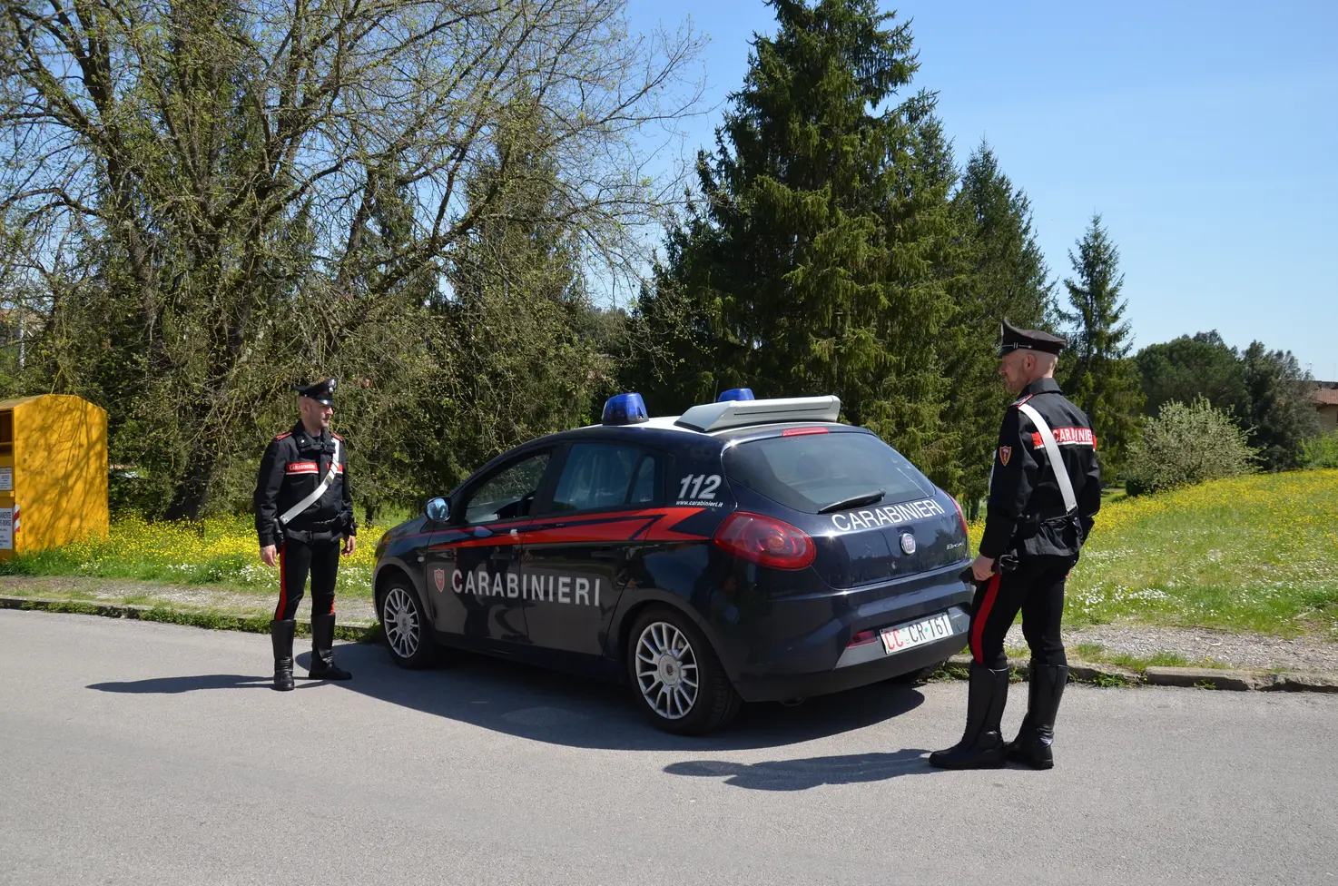 Carabinieri smantellano bivacchi abusivi nel Senese