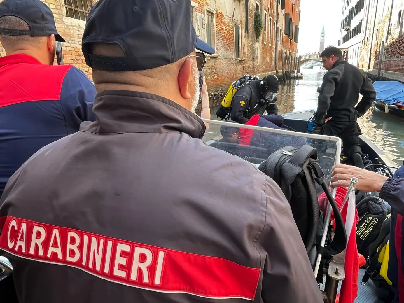 Carabinieri subacquei: addestramento intensivo a Venezia