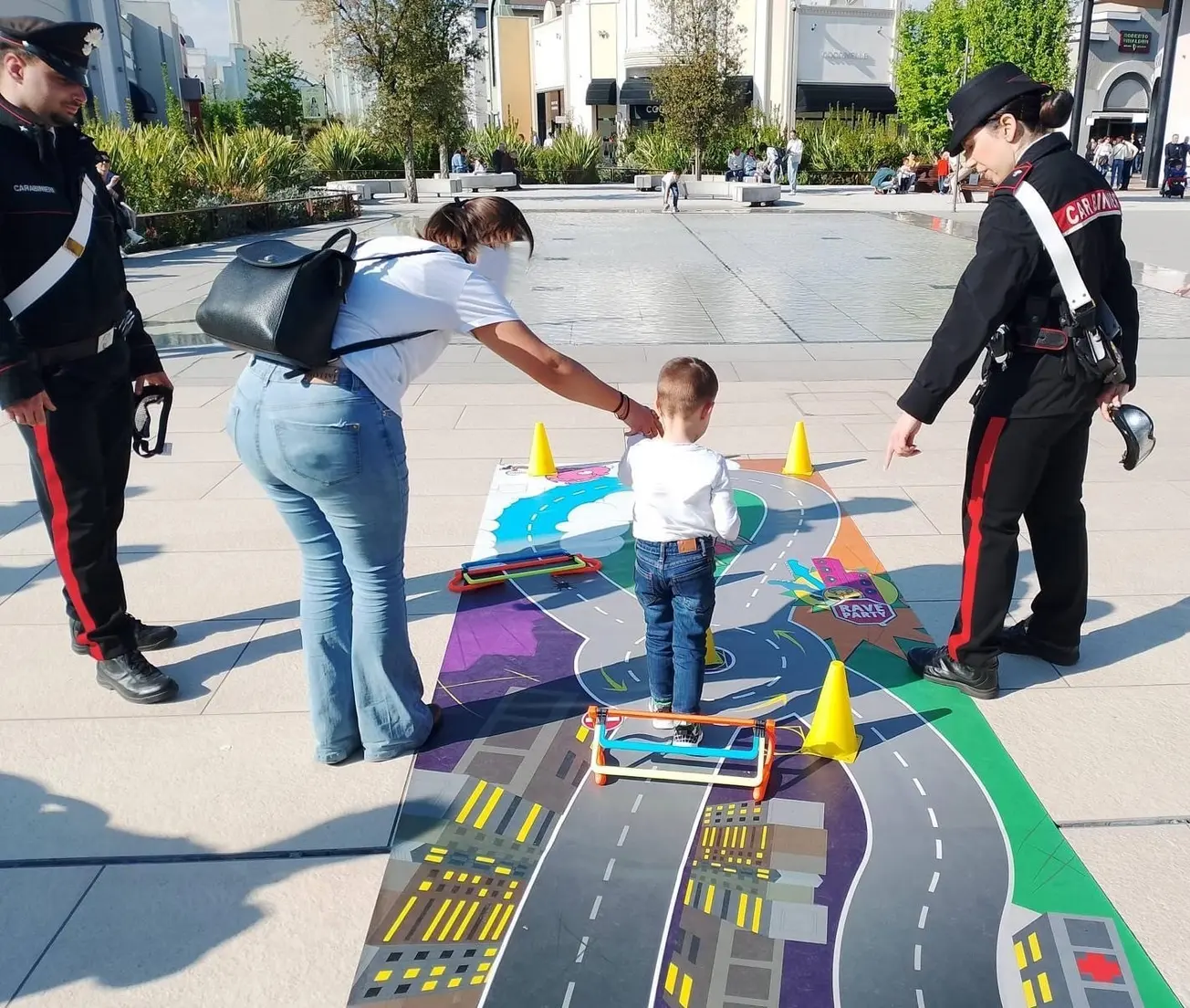 Carabinieri a Valmontone: musica, sicurezza e divertimento