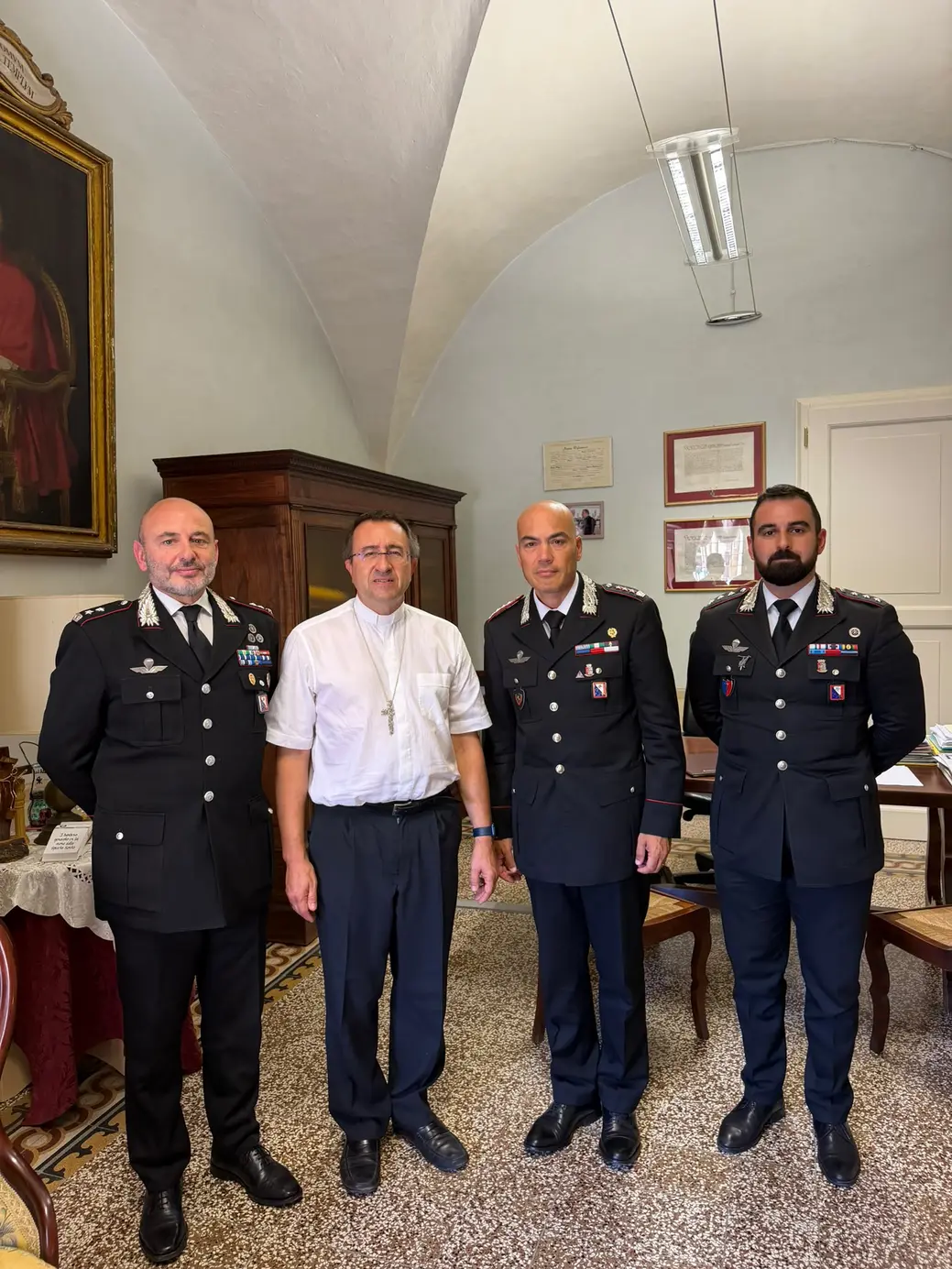 Carabinieri e Vescovo insieme per la sicurezza ad Arezzo