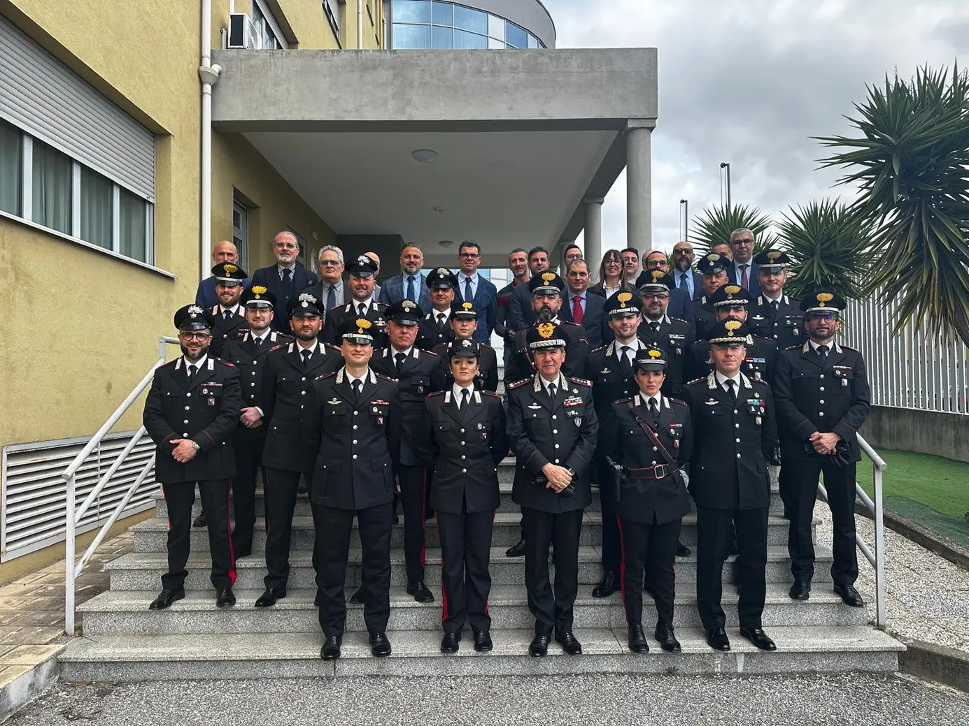 Carabinieri: visita del Comandante Interregionale a Lamezia Terme