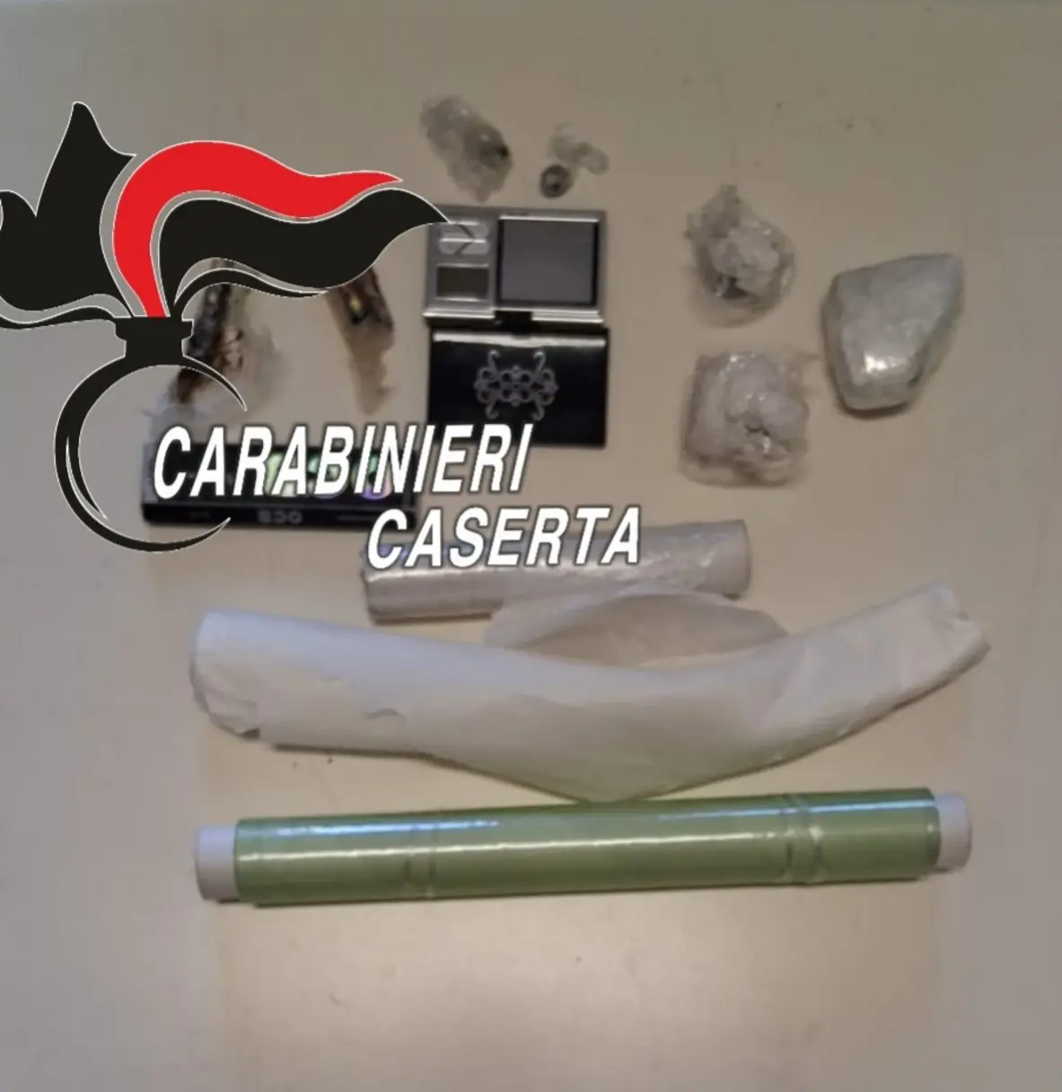 Caserta: 19enne arrestato per possesso di droga