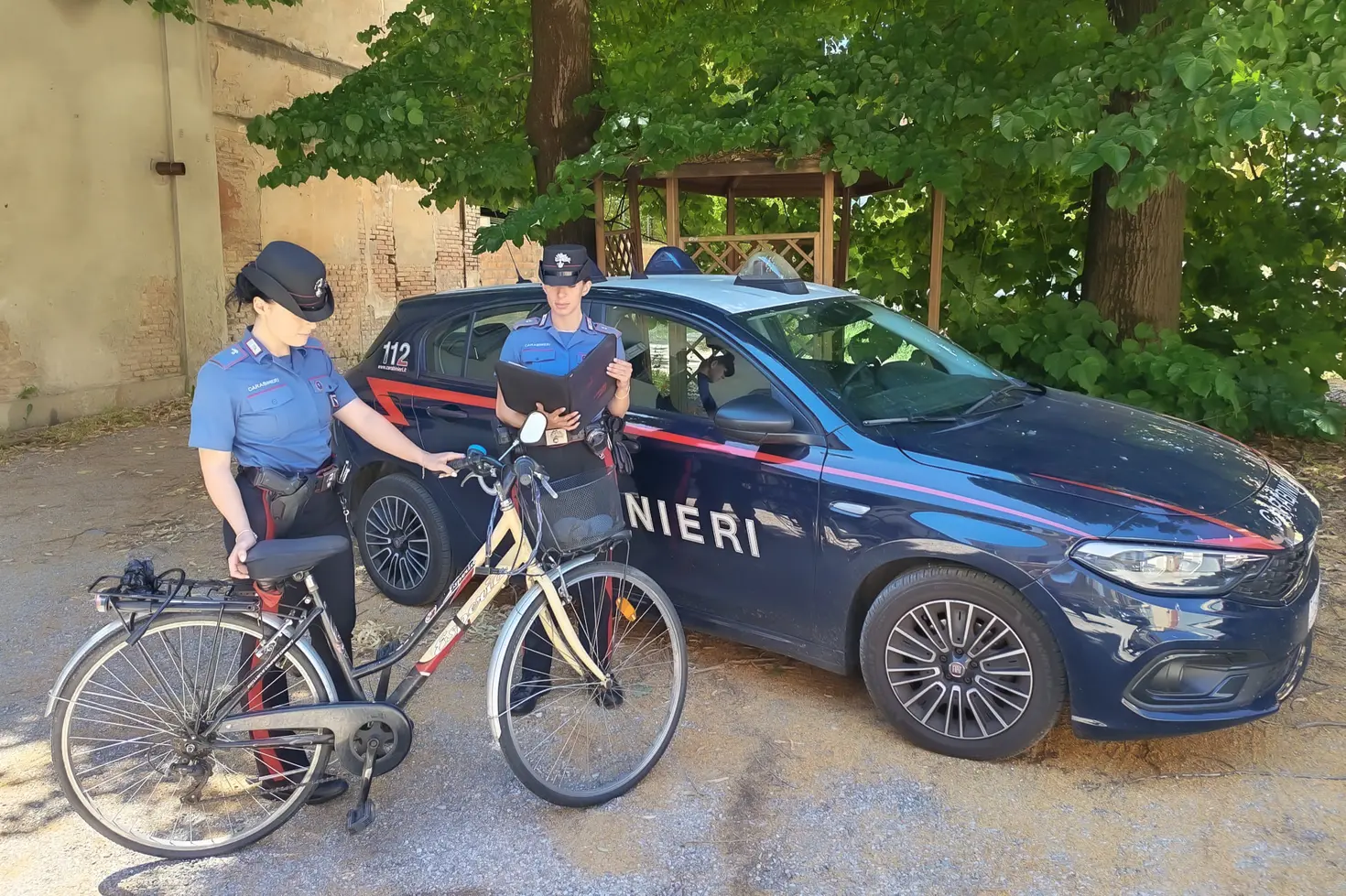 Ciclista 81enne deceduto a Crevalcore: identificato grazie a un cittadino