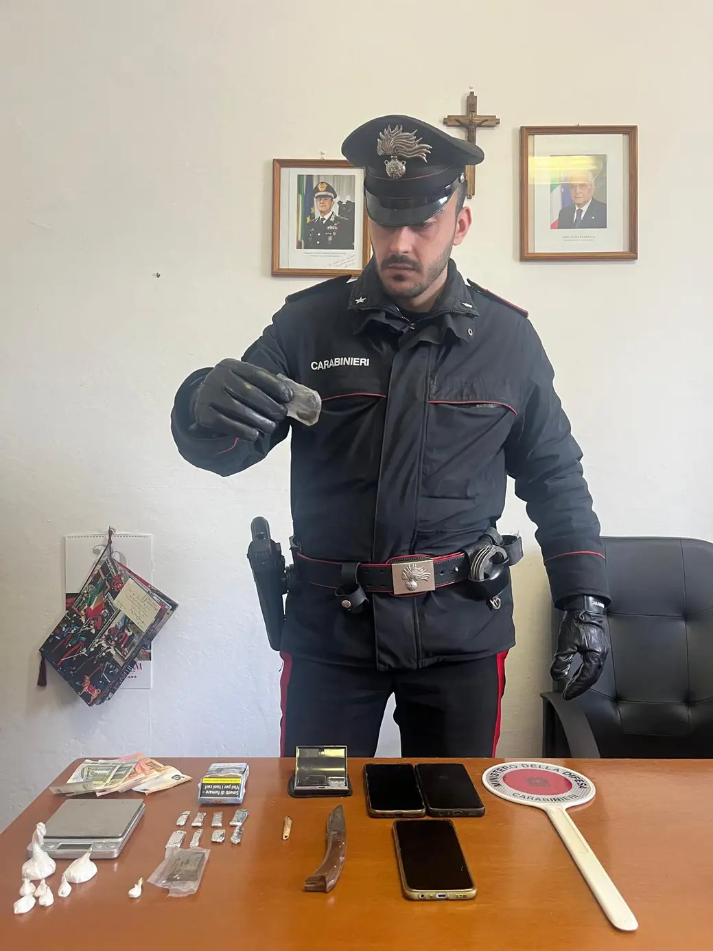 Droga e arresti ad Albiano Magra: due persone in manette