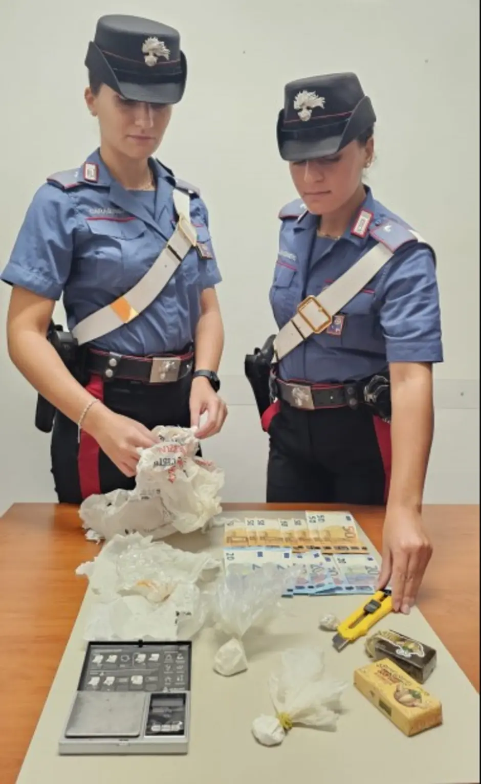Droga e arresto a Fiuggi: sequestrati hashish e cocaina