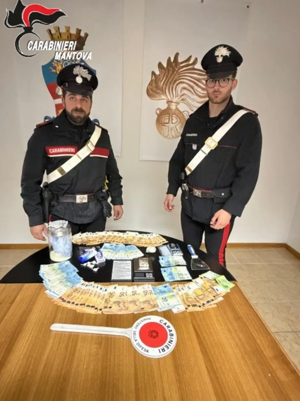 Droga e denaro sequestrati dai Carabinieri a Rodigo