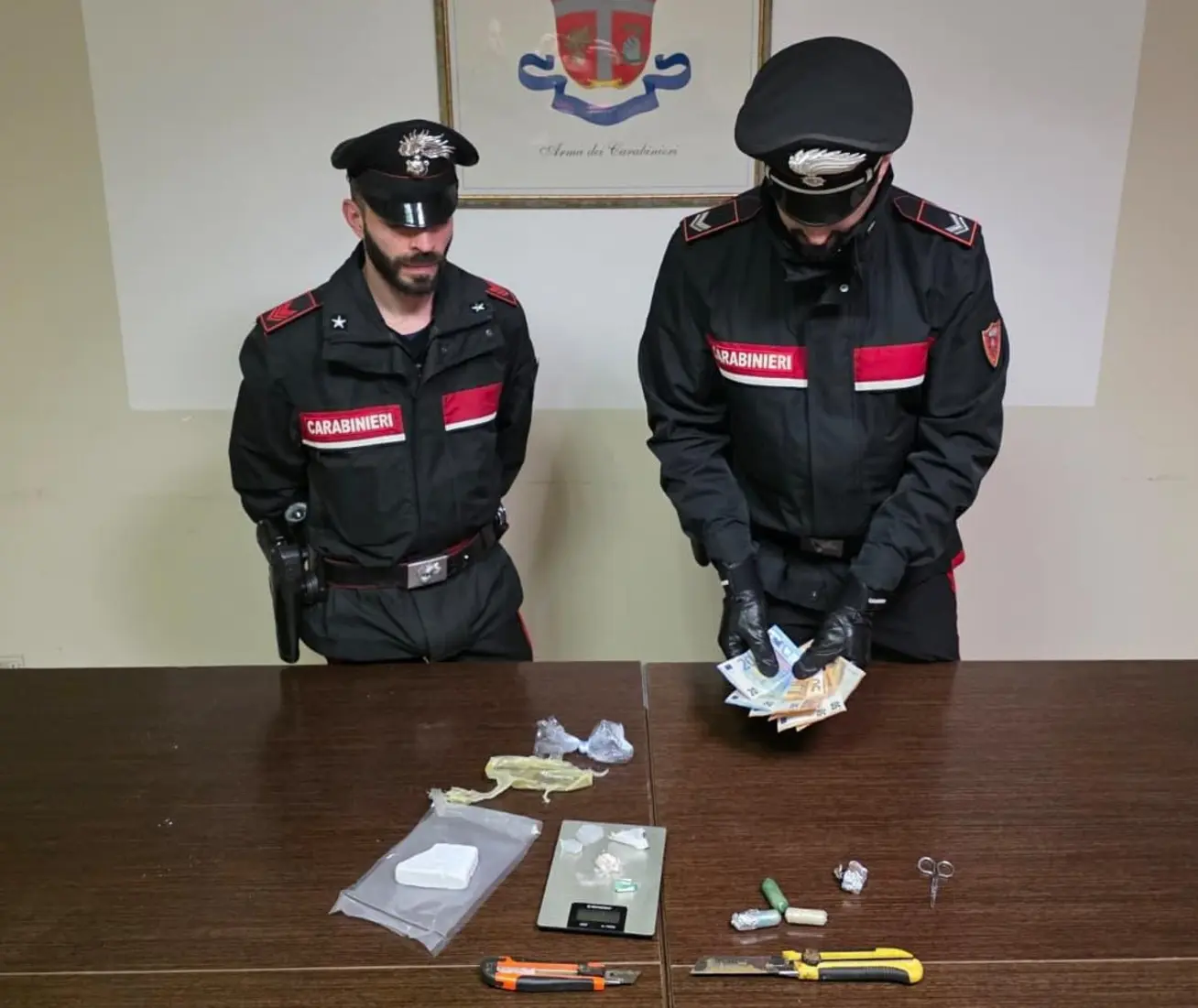 Droga Valmontone: arrestati due uomini per spaccio