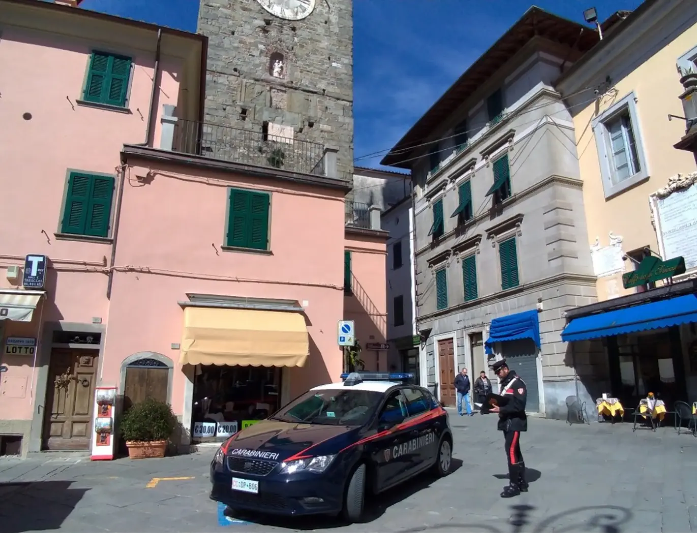 Due arresti per furto in abitazione a Pontremoli