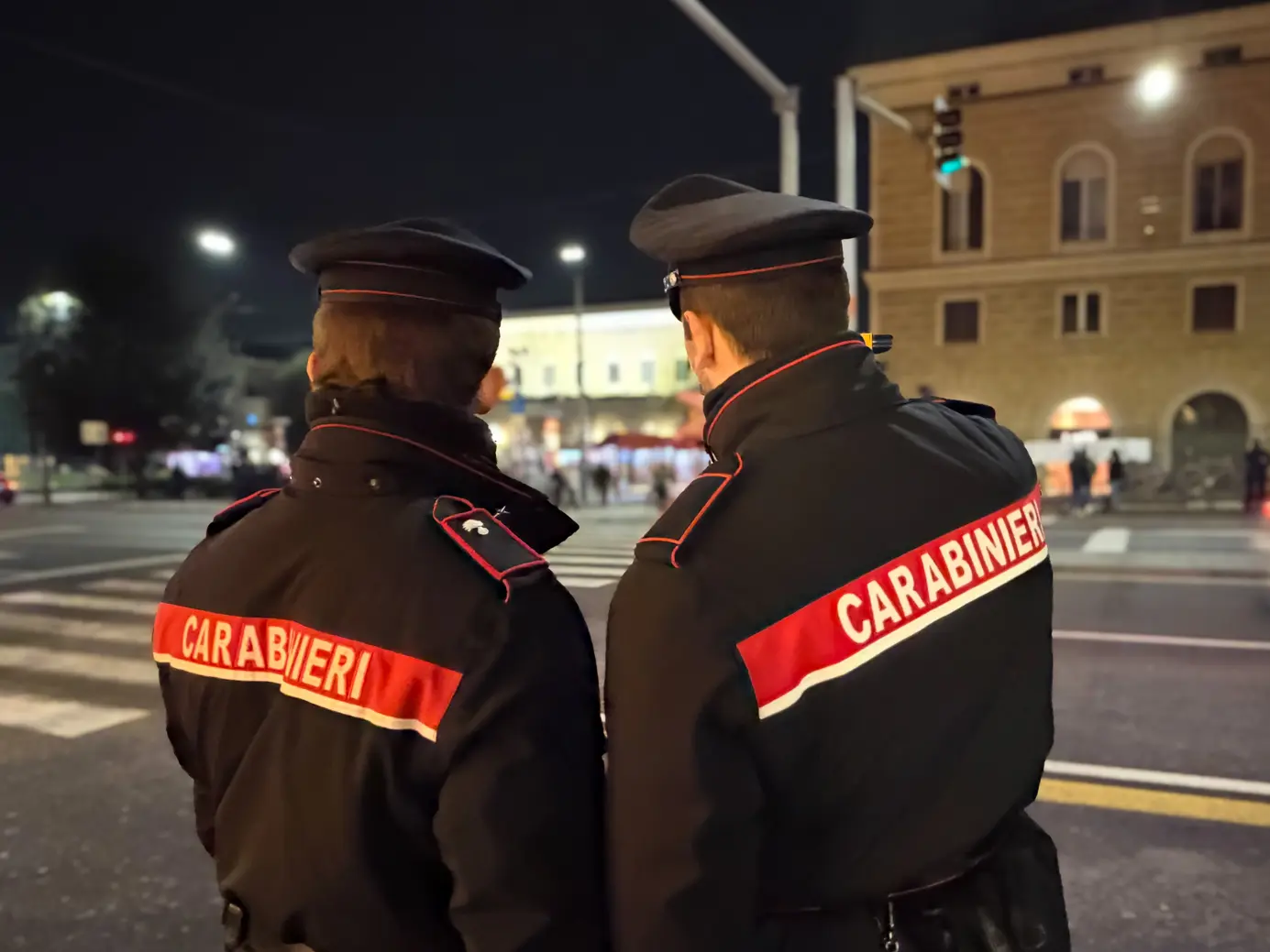 Furto in cantina a Bologna: due arrestati dai Carabinieri