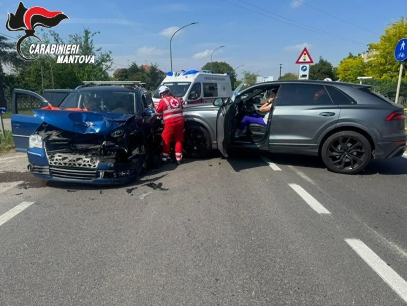 Incidente a Ostiglia: tre auto coinvolte, feriti lievi