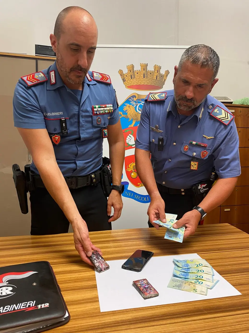 Jesi: Carabinieri arrestano 23enne con 92 grammi di hashish