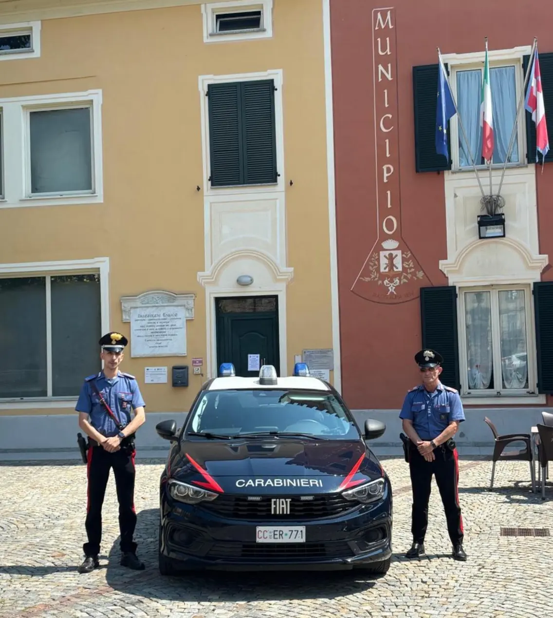 Lite con martello: Carabinieri intervengono e denunciano un uomo