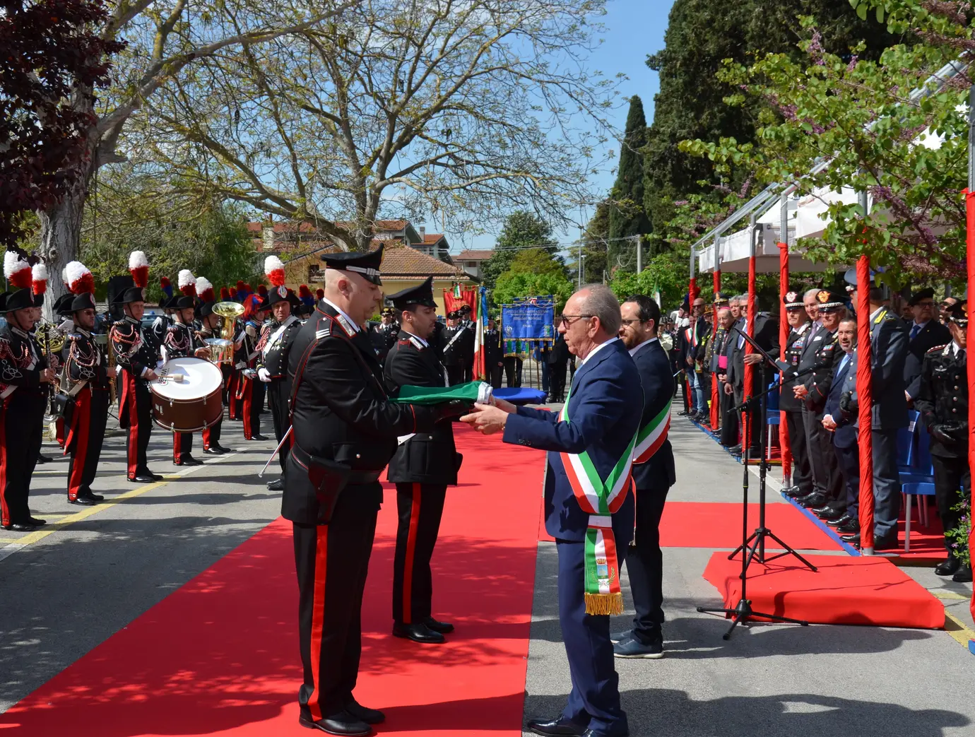 Manoppello: inaugurata la nuova caserma dei Carabinieri