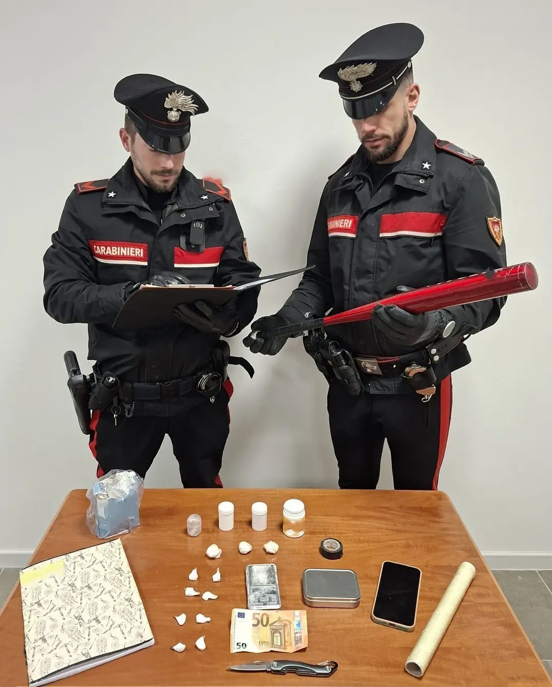 Maxi sequestro droga e armi a Forlì: 3 arresti