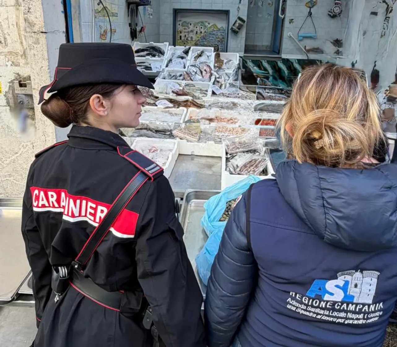 Napoli: controlli anti-epatite A, sanzionate 3 pescherie