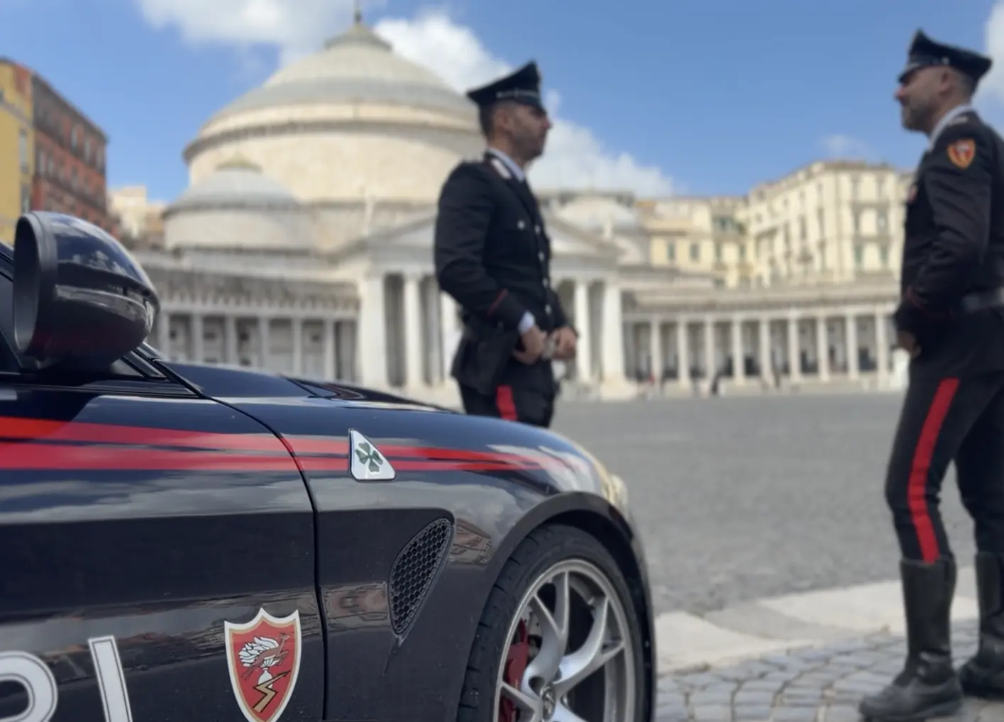 Napoli: fuga finisce con arresto per droga