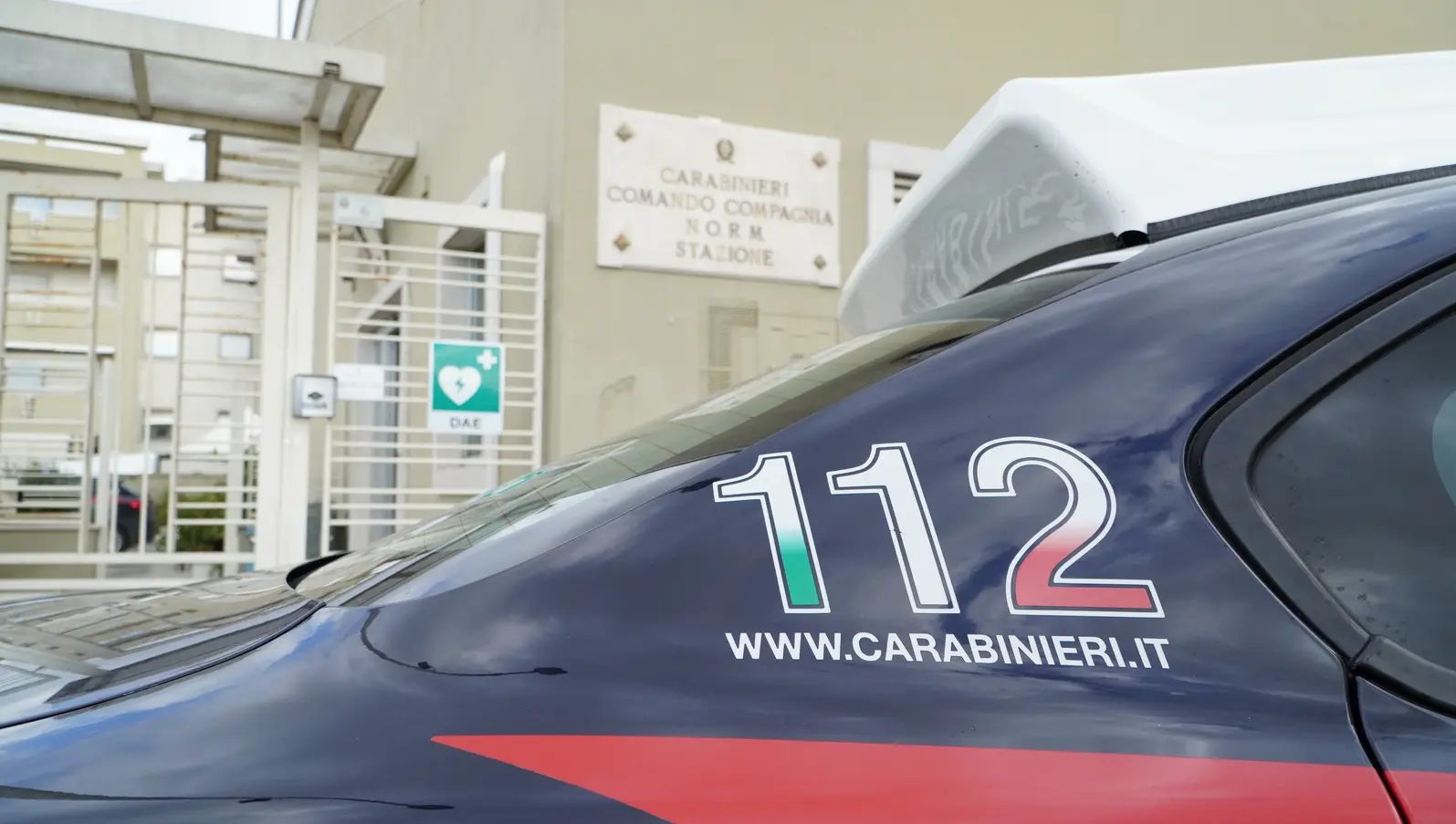 Orta di Atella: Carabinieri salvano donna da tetto