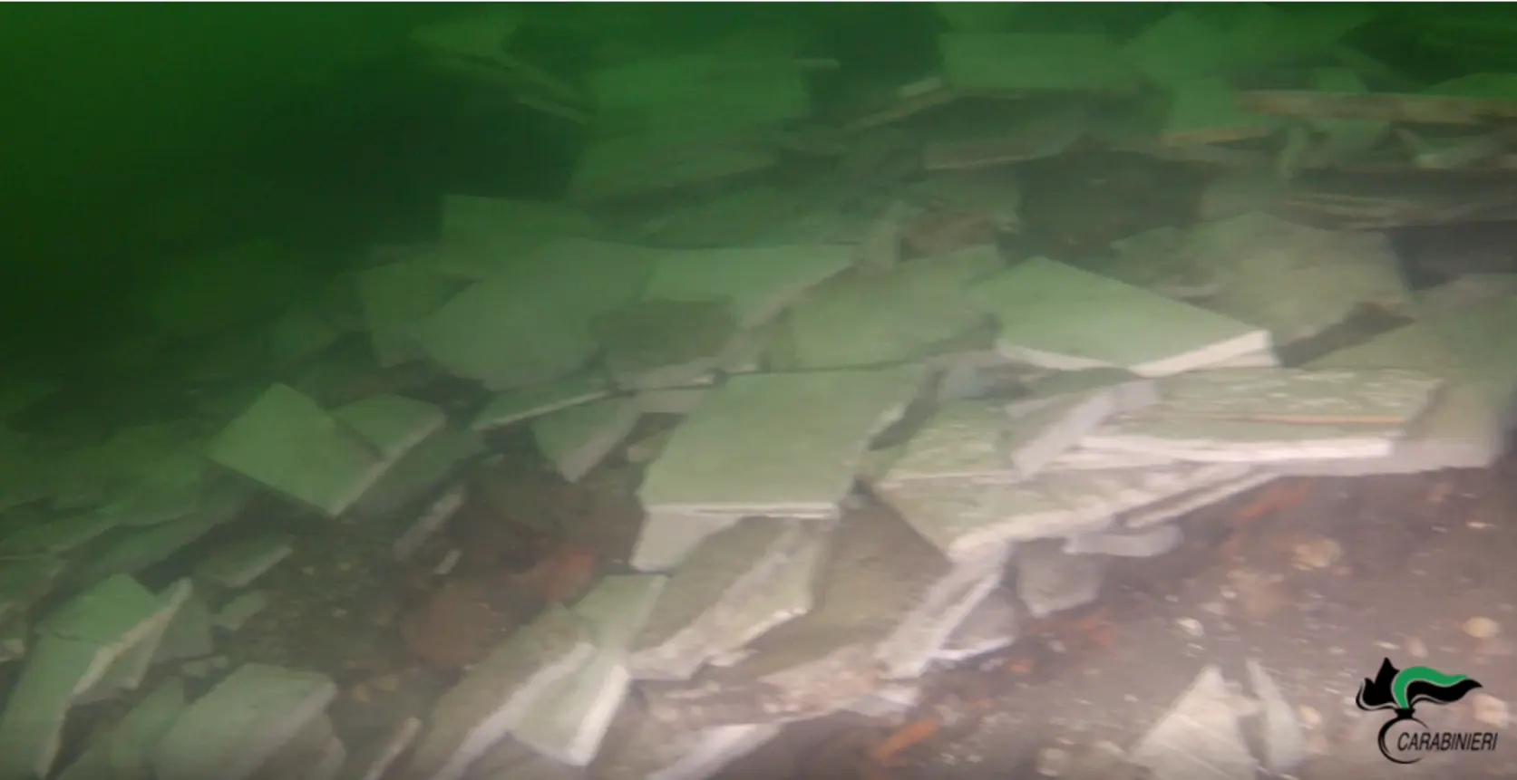 Rifiuti in mare: sequestro a Brezzo di Bedero